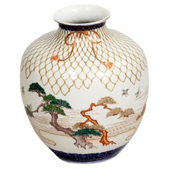 Antique Late 19th Century Chinese Ceramic Vase in the Japanese Style