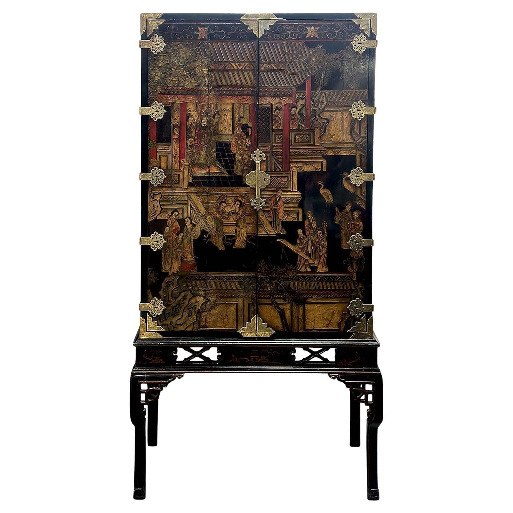 Late 19th Century Chinese Coromandel Bar Cabinet