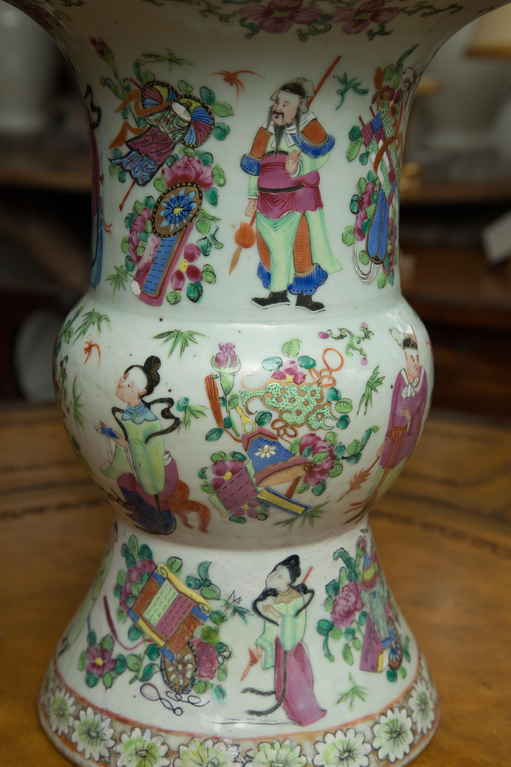 Hand-Painted Late 19th Century Chinese Export Rose Famille Vase
