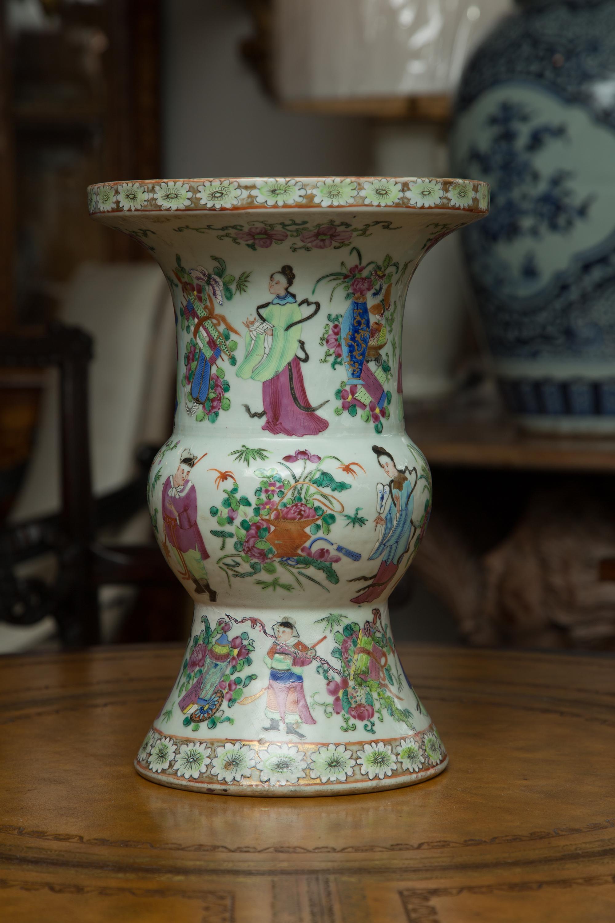 Late 19th Century Chinese Export Rose Famille Vase 3
