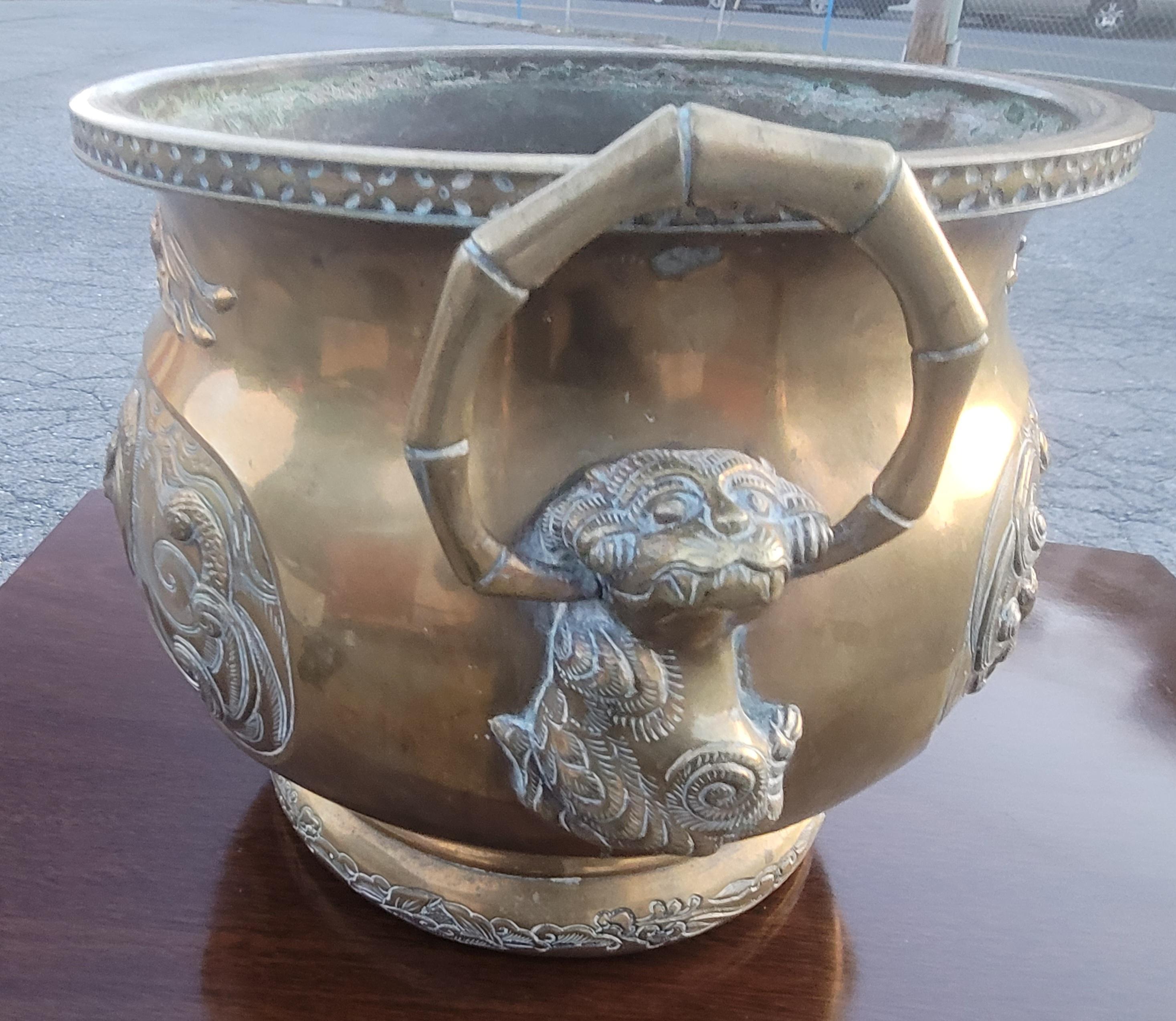 Chinese Hammered & Engraved Brass Jardinière Planter, Late 19th Century For Sale 1