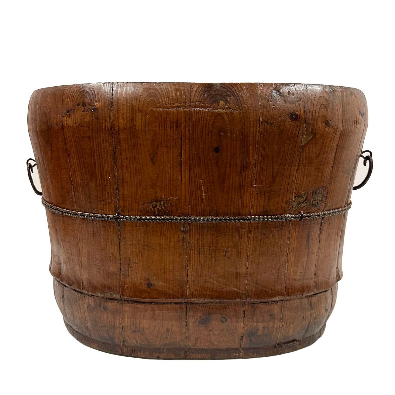 Late 19th Century Chinese Hand Made Wooden Wash/Laundry Basin For Sale 3