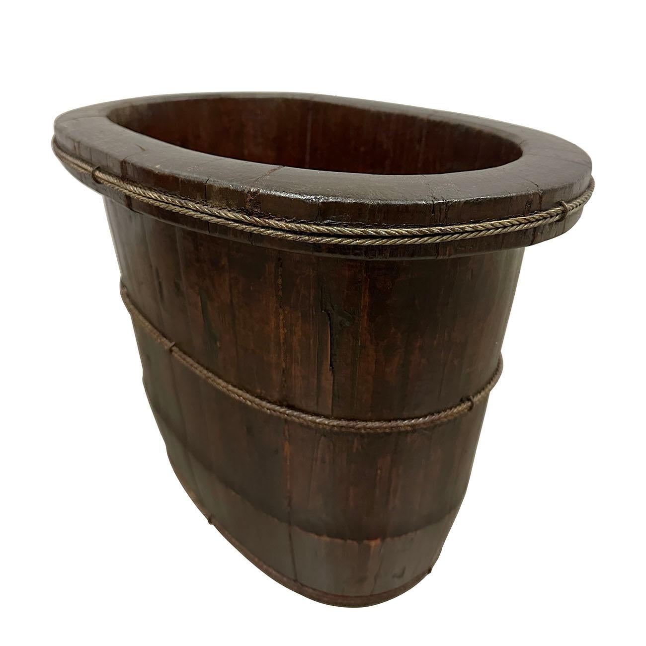 Chinese Export Late 19th Century Chinese Hand Made Wooden Wash/Laundry Basin For Sale