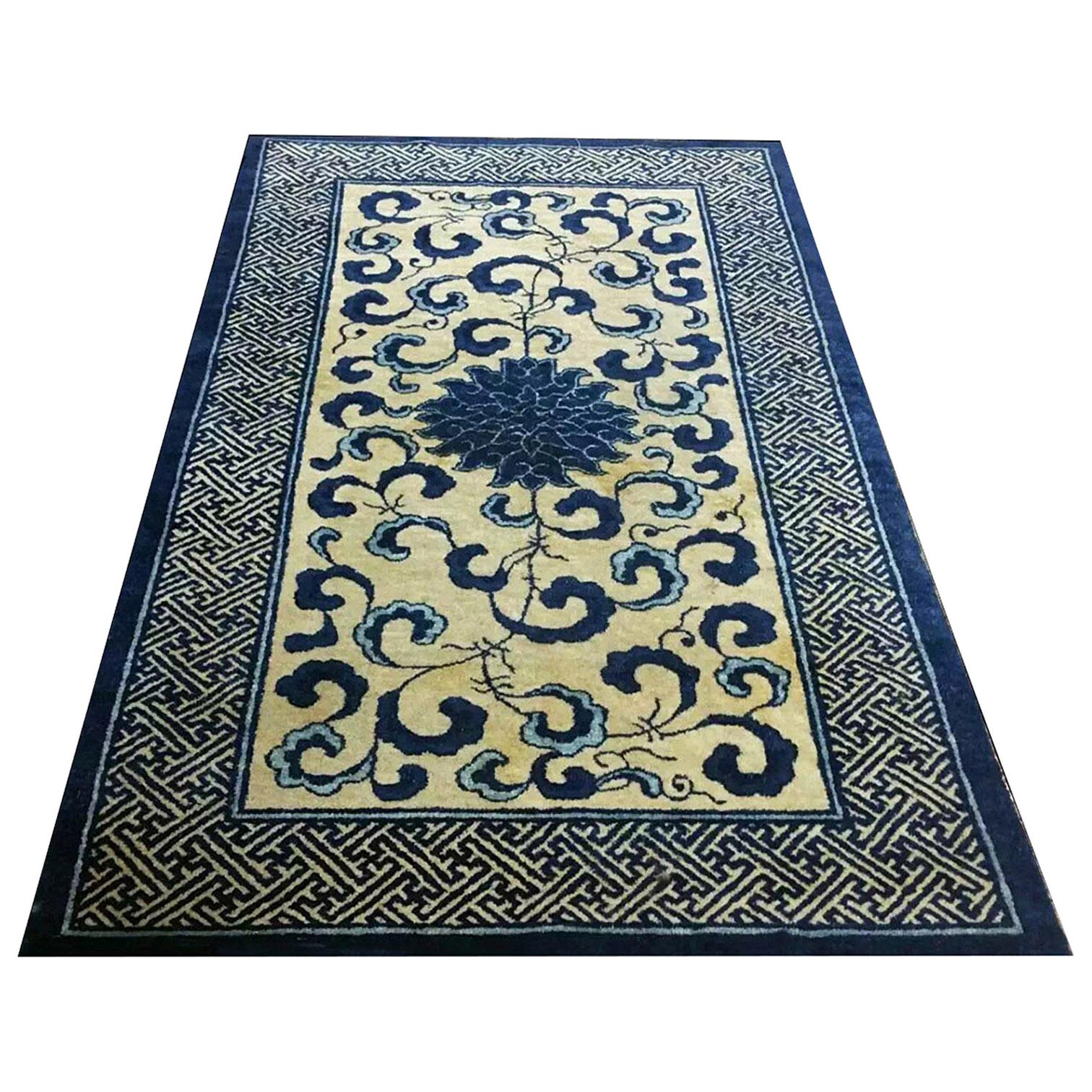 Tapis chinois de Pékin de la fin du XIXe siècle ( 122 x 203 cm)