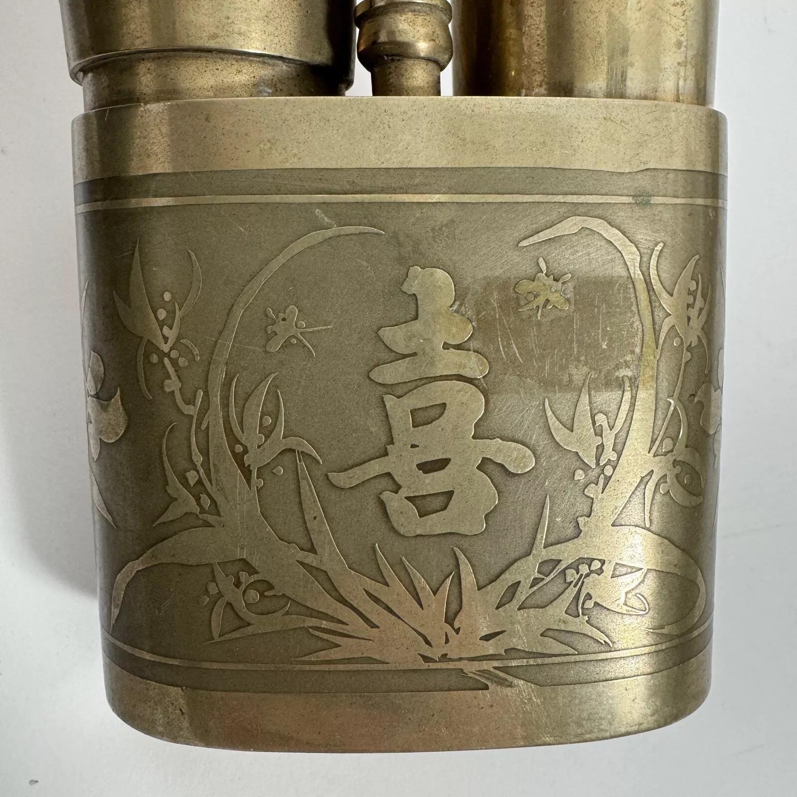 Pipe chinoise de la fin du 19e siècle, ornée de décorations végétales État moyen - En vente à NANTES, FR