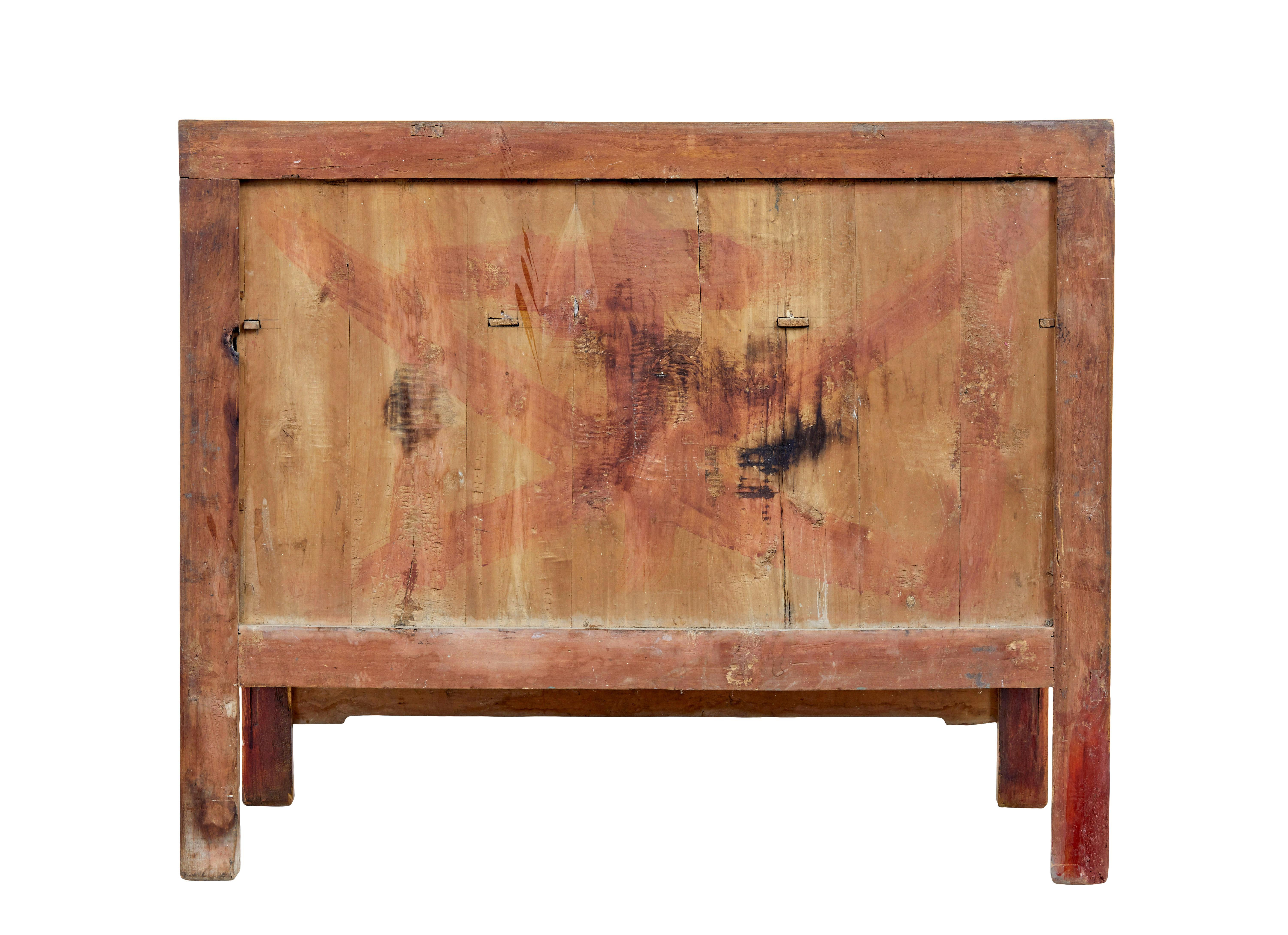 Piccola credenza cinese della fine del XIX secolo in vendita 1