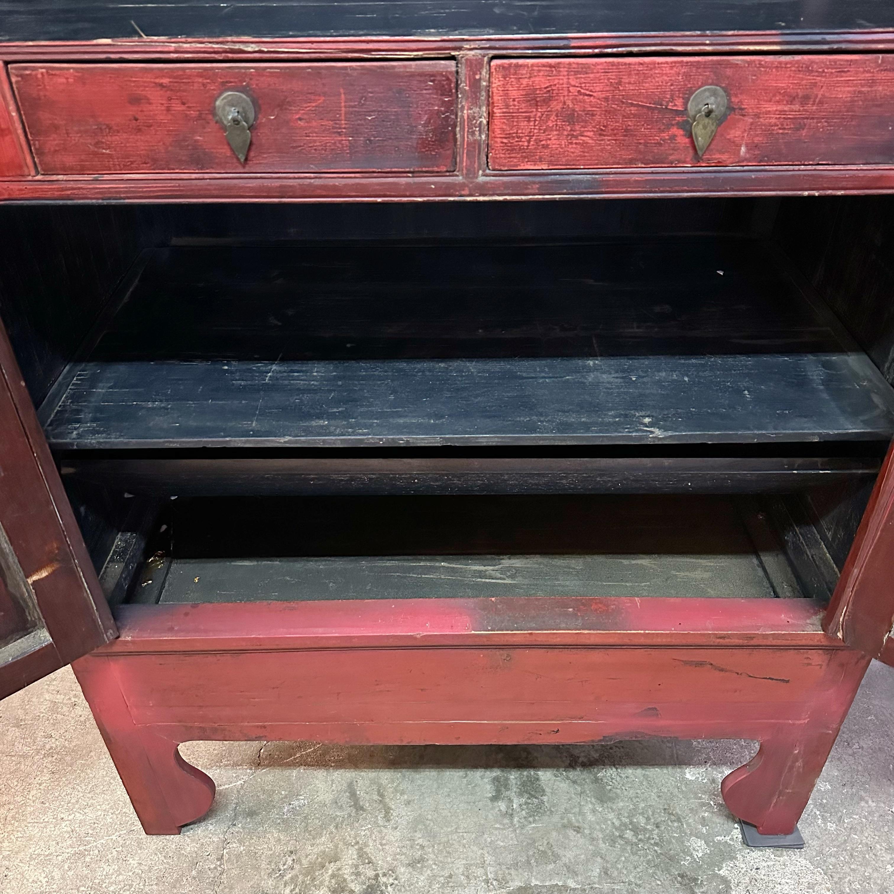 Late 19th Century Chinese Wedding Cabinet For Sale 8