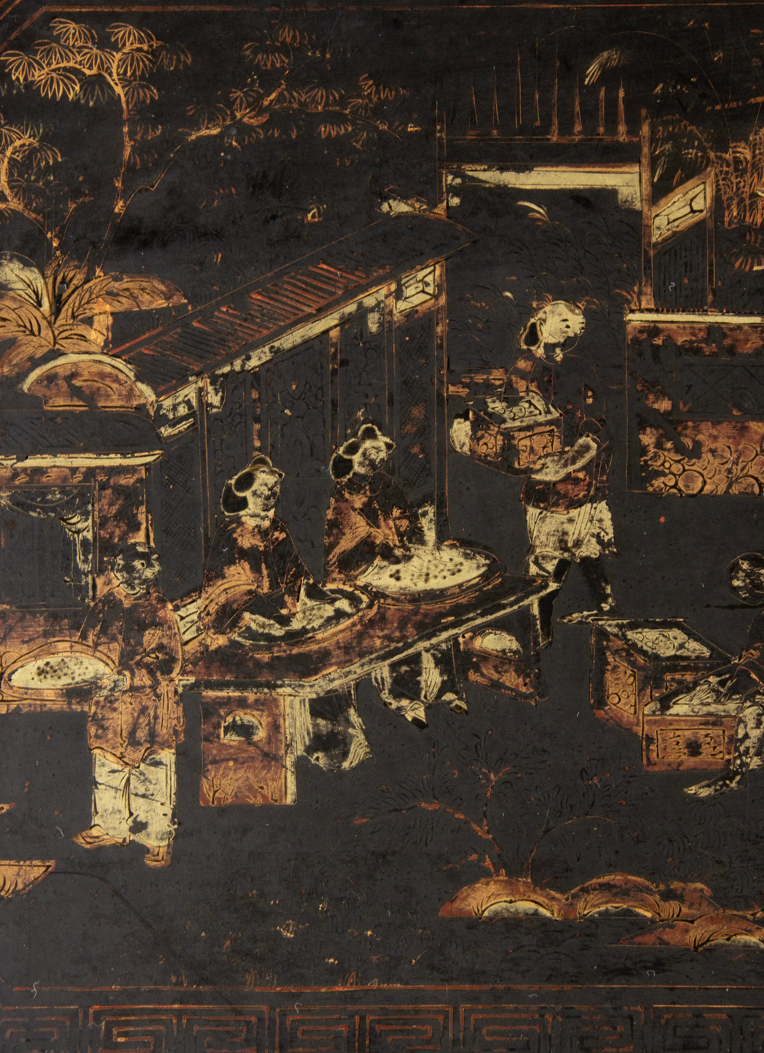 Late 19th Century Chinoiserie Style Lacquered Tea Caddy 3