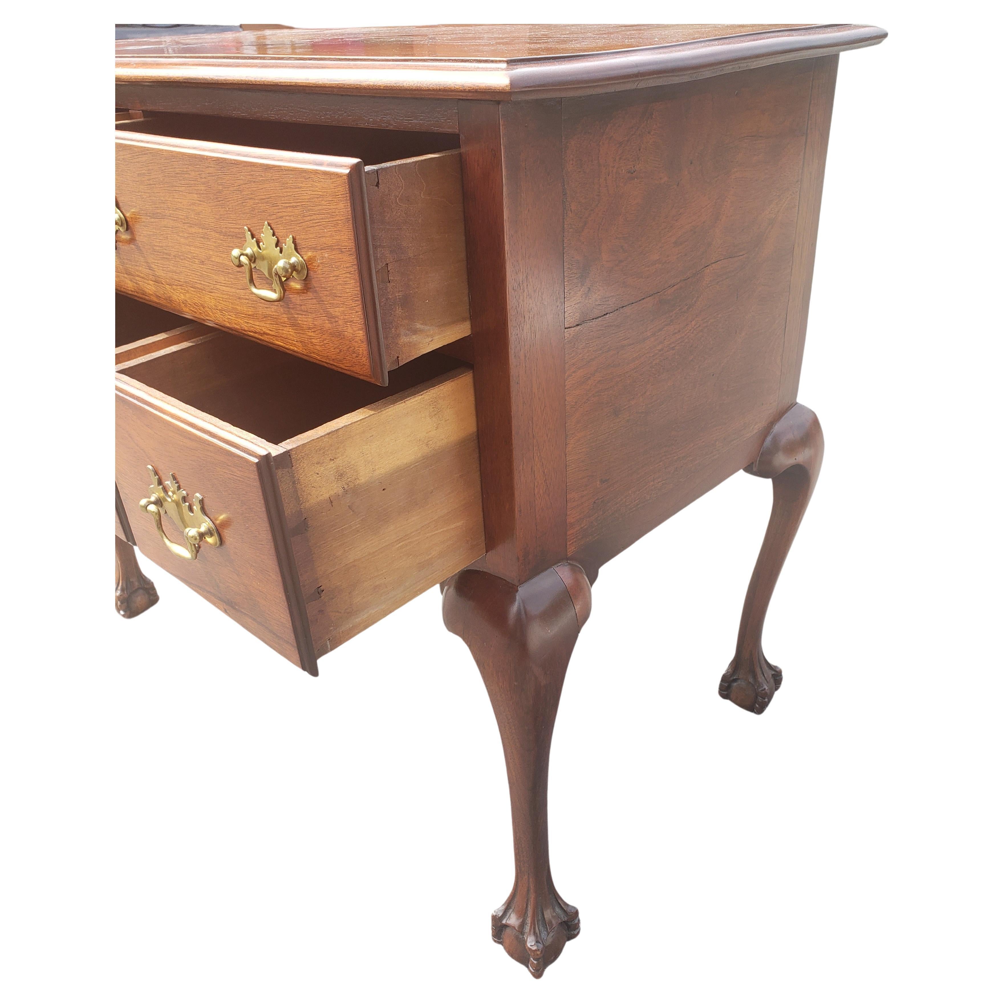 Late 19th Century Chippendale Mahogany Lowboy with Ball and Claw Feet For Sale 4