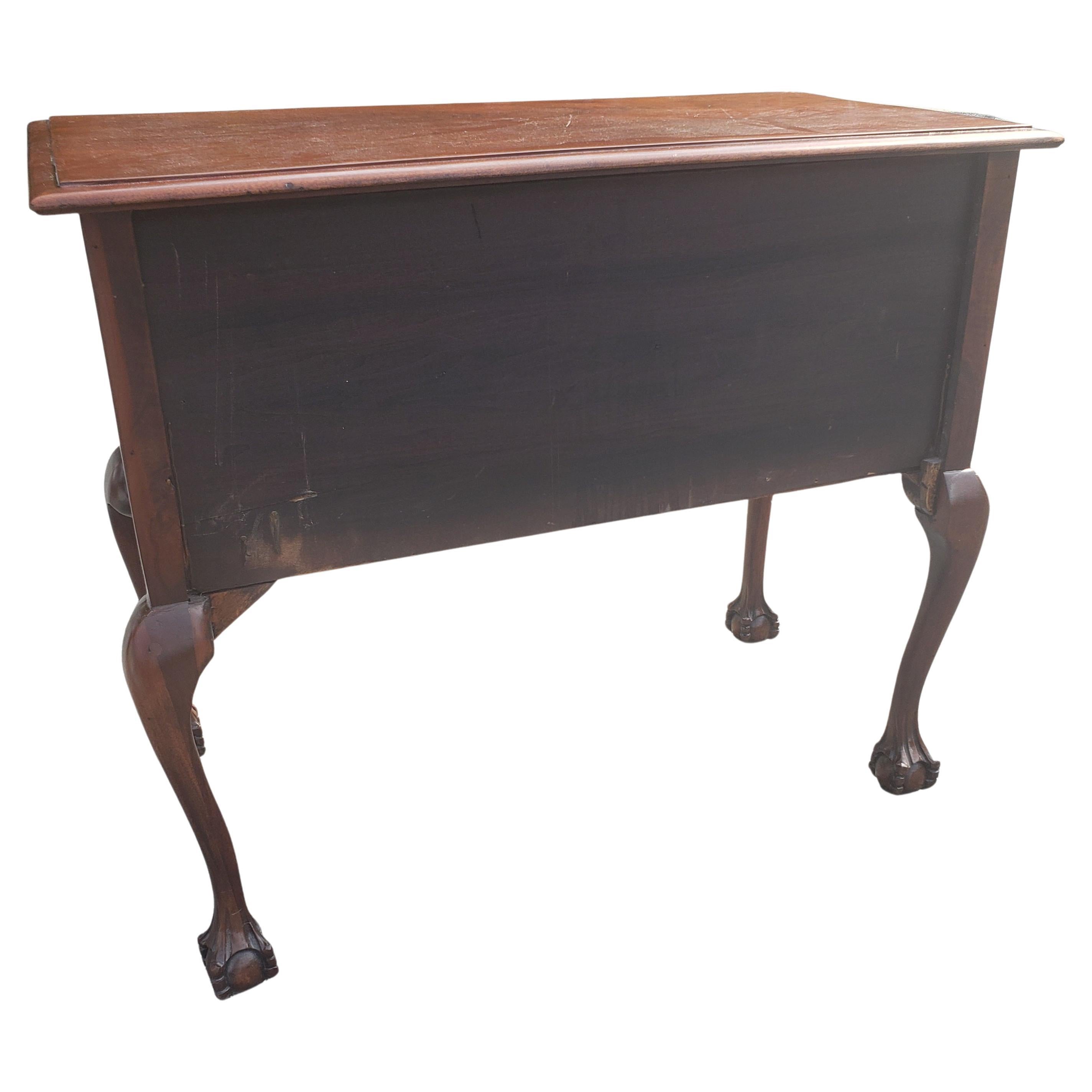 Late 19th Century Chippendale Mahogany Lowboy with Ball and Claw Feet For Sale 5