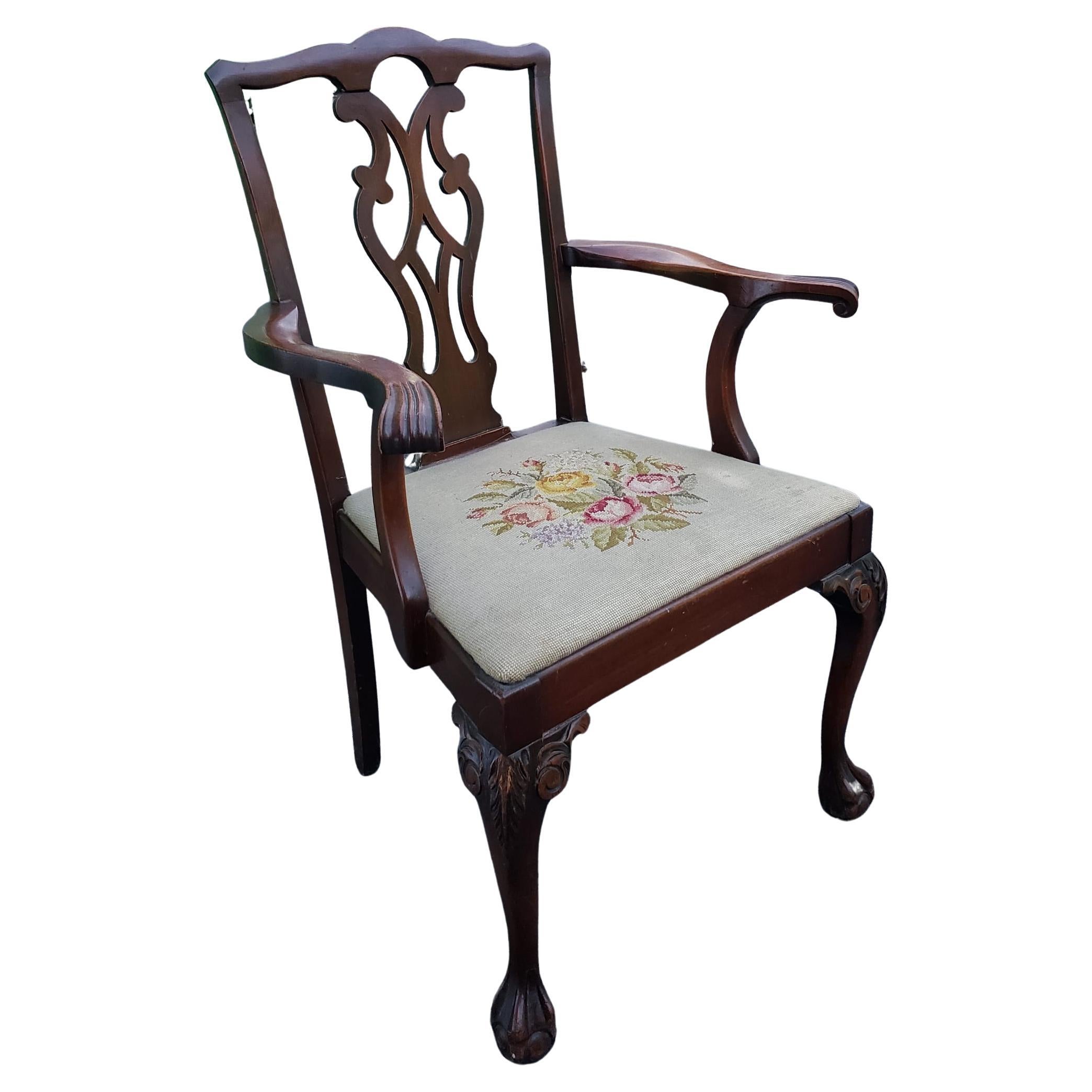Late 19th Century Chippendale Mahogany Needlepoint Upholstered Armchair In Good Condition For Sale In Germantown, MD