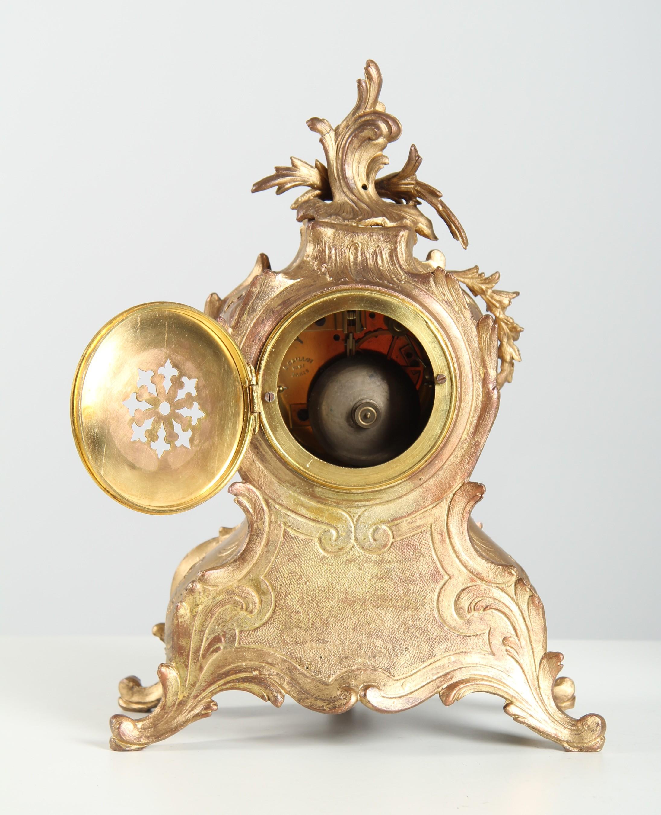 Late 19th Century Cloisonne Mantel Clock, circa 1870-1890 For Sale 2