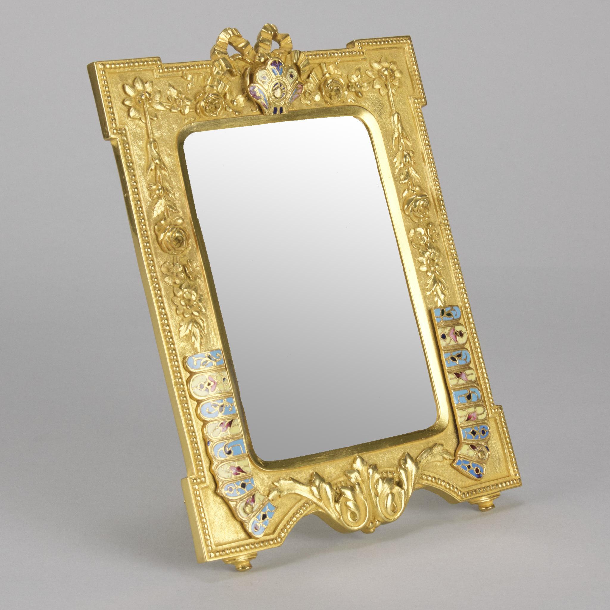 Français Miroir de table cloisonné de la fin du XIXe siècle, bronze doré français en vente