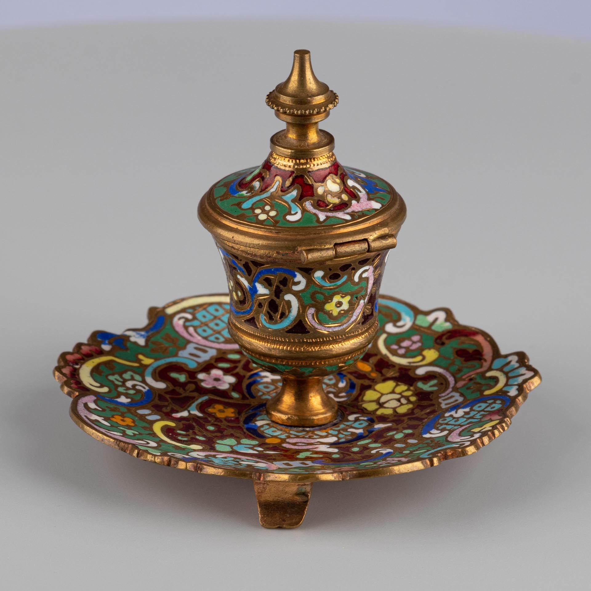 Cloissoné-Enamel-Tintenfass, Frankreich, Ende 19. Jahrhundert, ca. 1870-1890 (Französisch) im Angebot