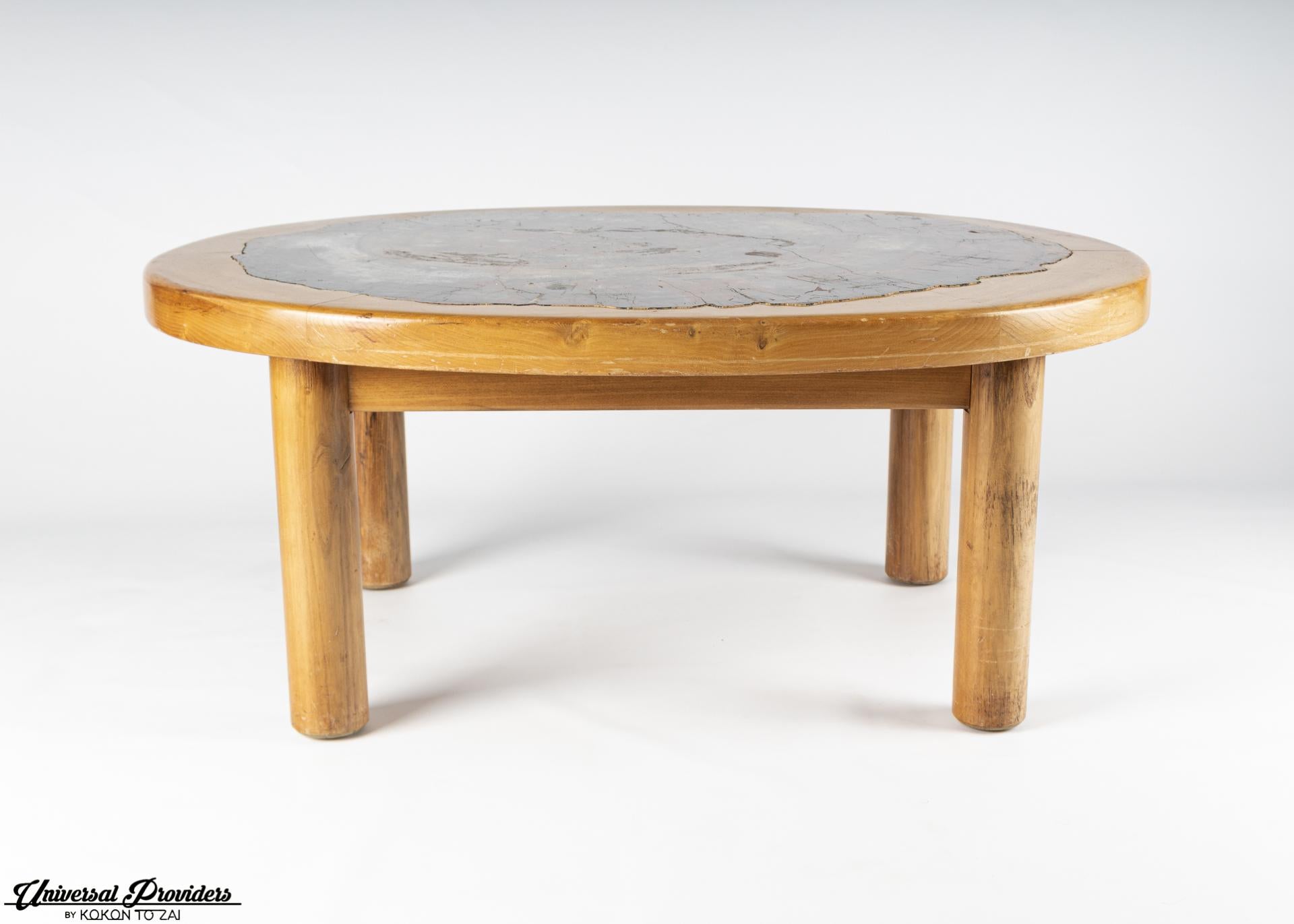 Late 19th Century Coffee Table in Elm Wood Frame and Petrified Wood Top For Sale 1