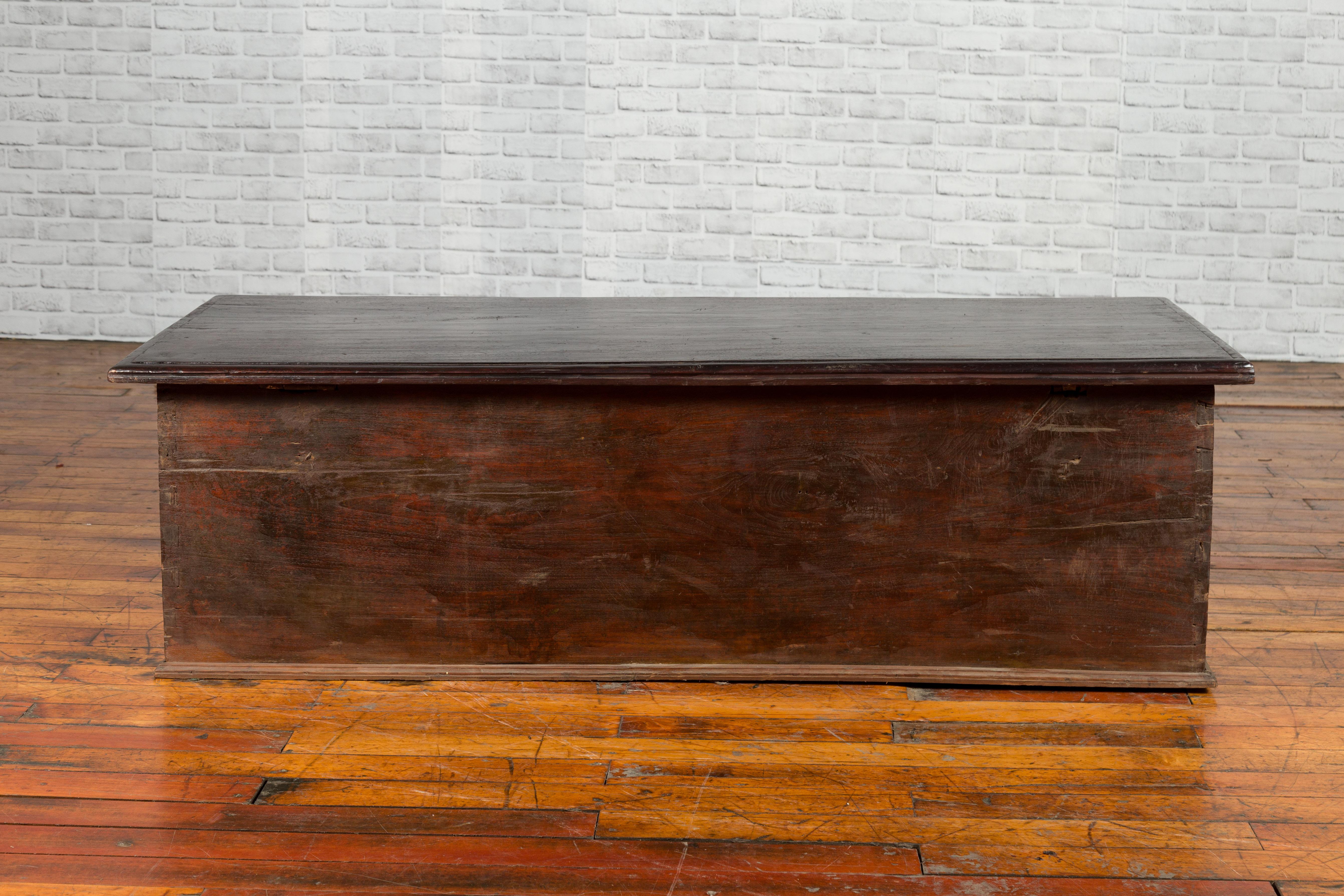 Late 19th Century Coffer from Sumatra with Carved Motifs and Iron Hardware For Sale 7