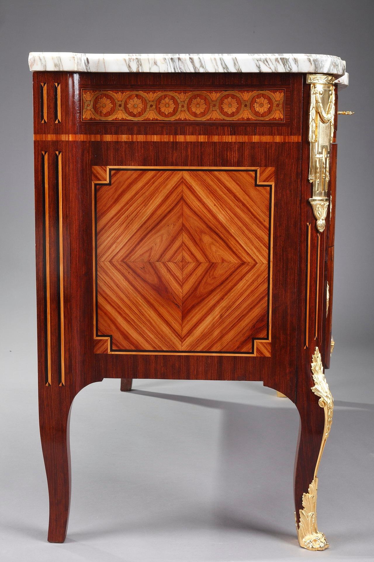 Late 19th Century Commode in Transitional Style 9