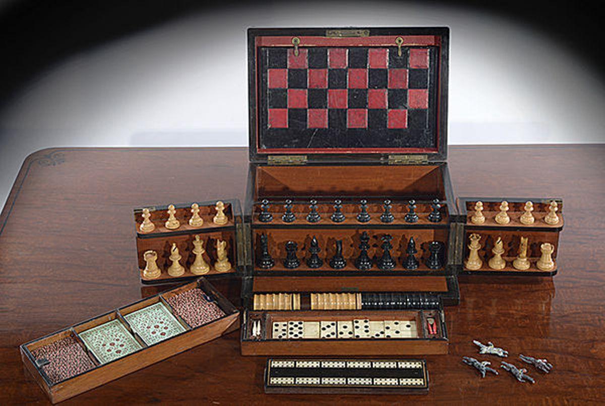 Late 19th Century Compendium in a Burr Yew Wood & Coromandel Box Cabinet 4