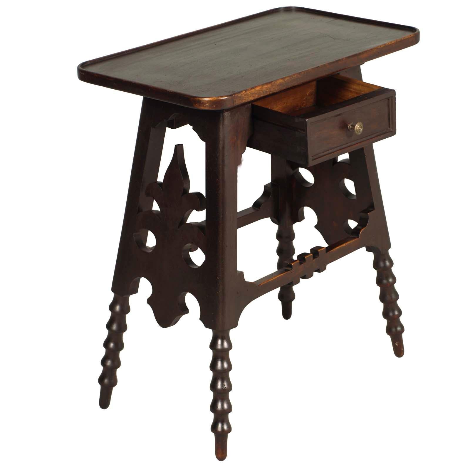 Fin du 19e siècle, console, table d'appoint en noyer par Jacob and Josef Kohn Wien Bon état - En vente à Vigonza, Padua