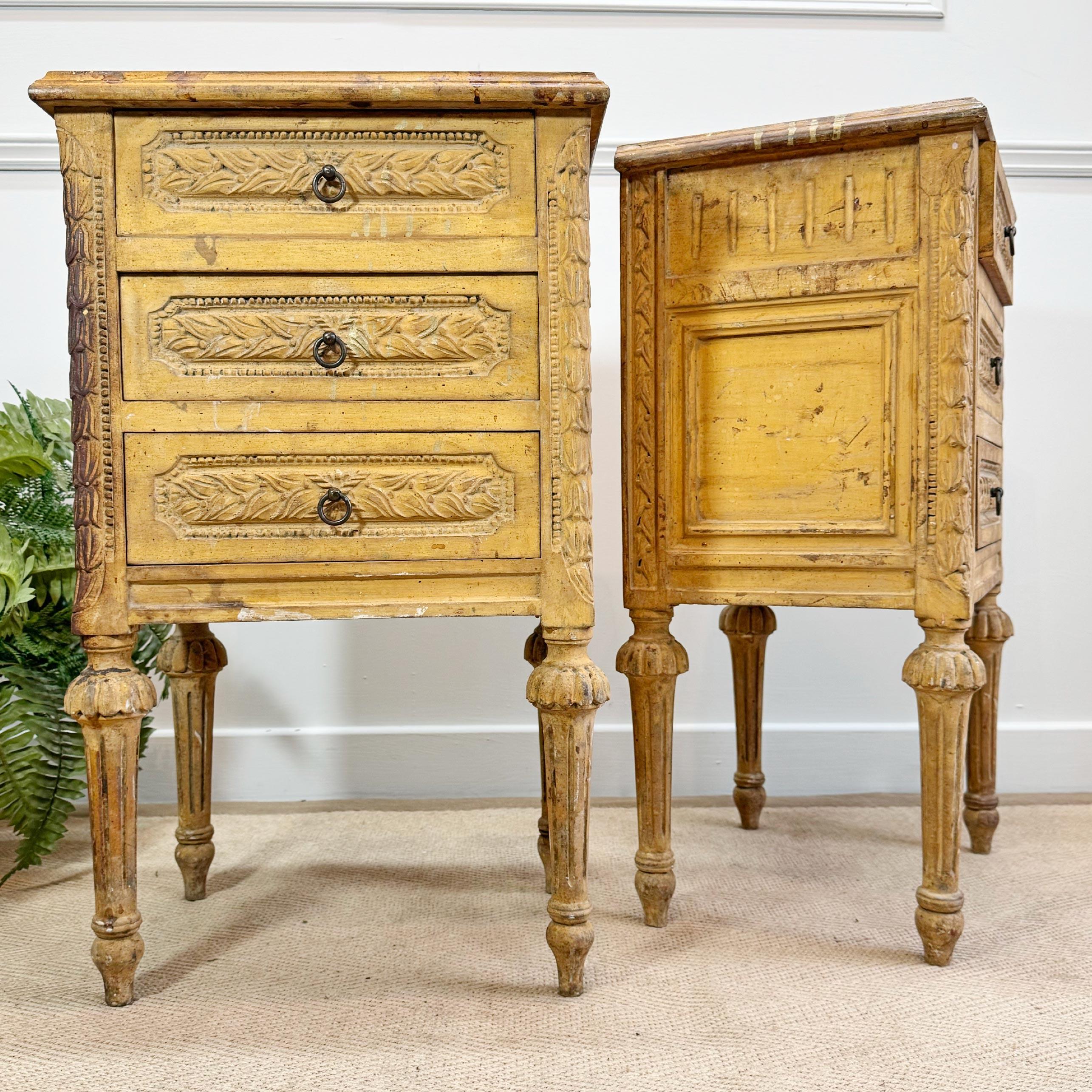 Late 19th Century Continental Bedside Drawers 6