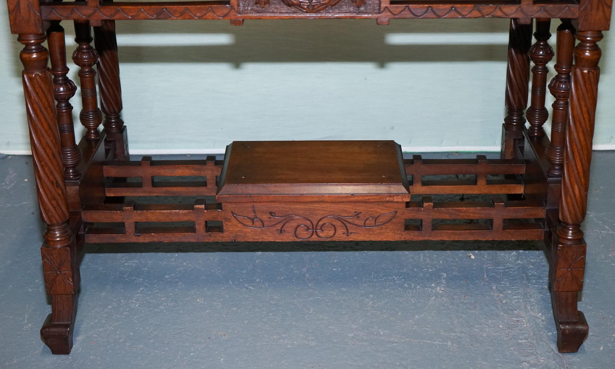 LATE 19TH CENTURY CONTINENTAL CARVED WALNUT WRITING TABLE LEATHER iNLAY TOP In Good Condition For Sale In Pulborough, GB