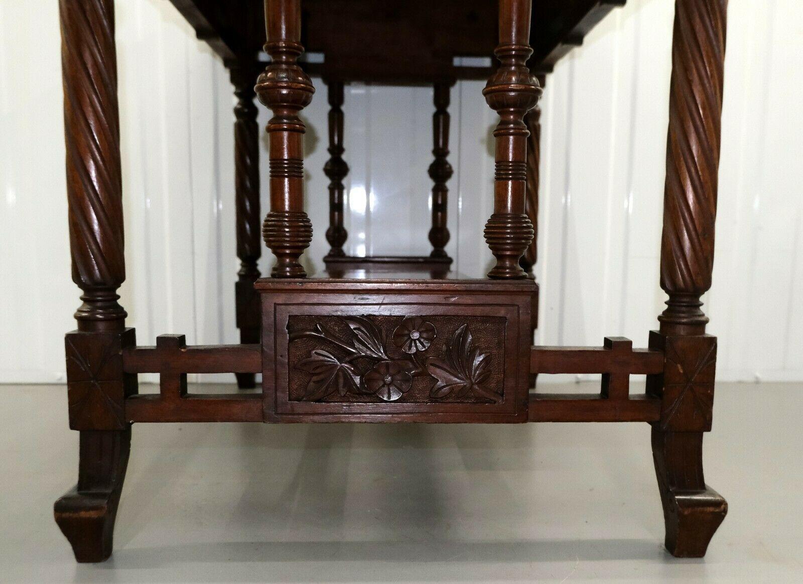 Late 19th Century Continental Carved Walnut Writing Table on Leather Inset Top For Sale 2