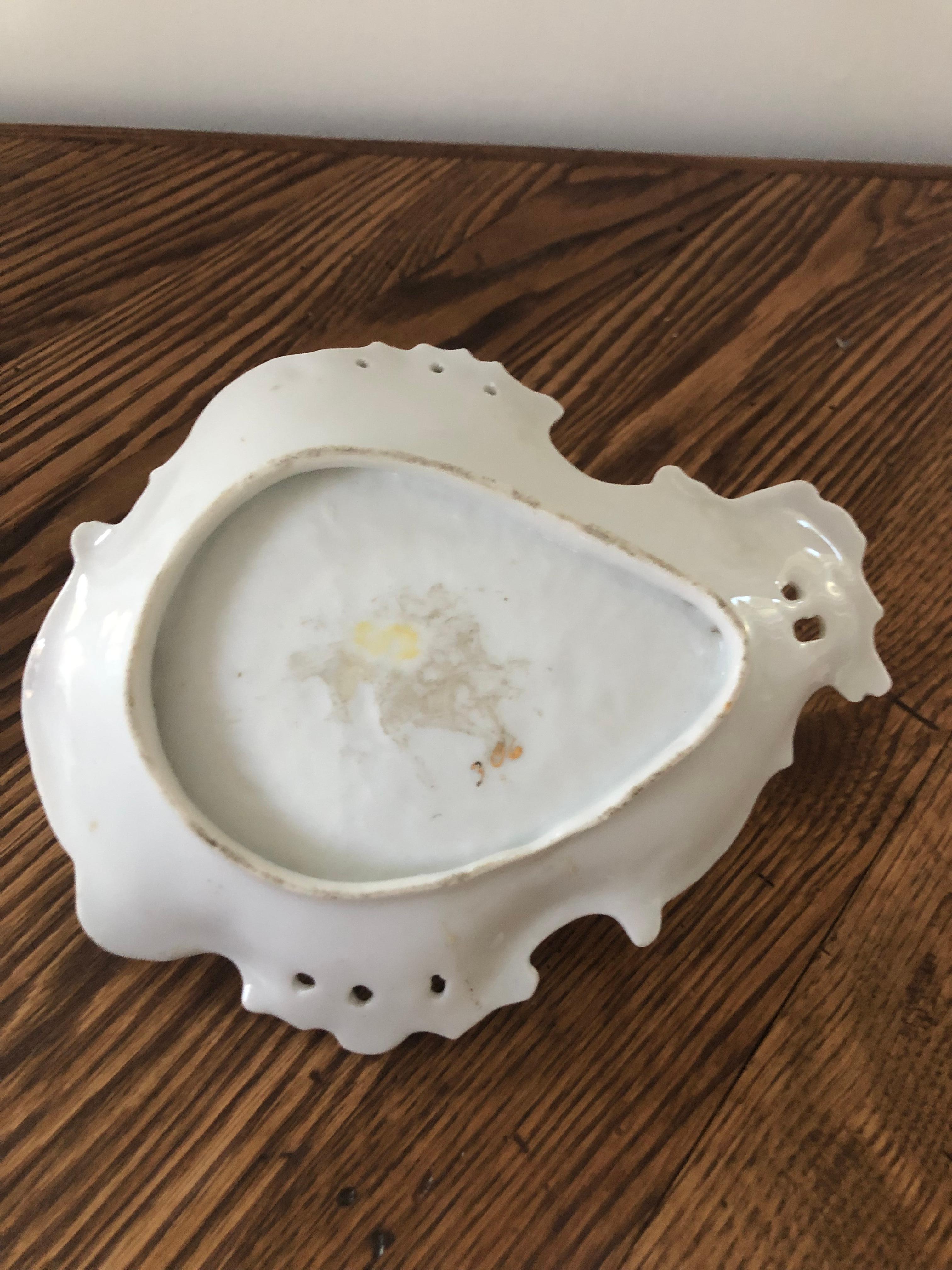 Late 19th Century Continental Porcelain Inkwell with Hand Painted Flowers For Sale 6