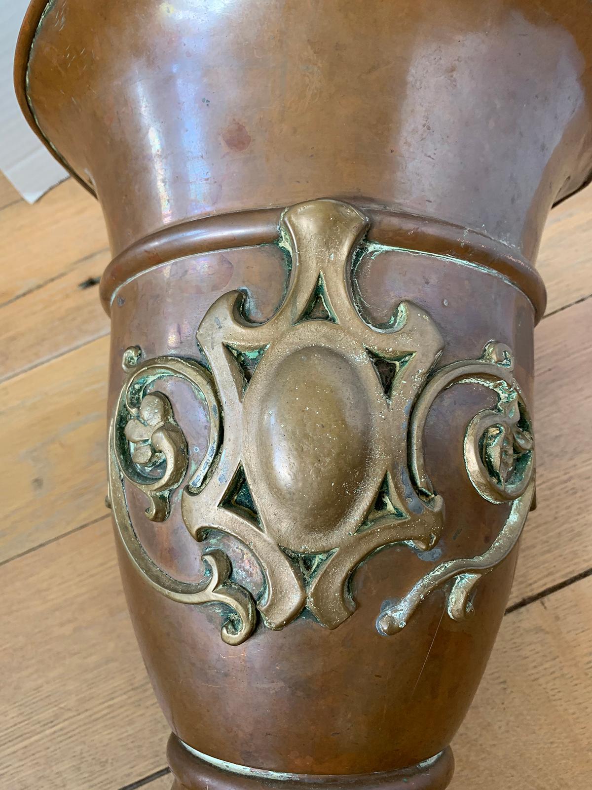 Late 19th Century Copper Cachepot with Crest by Joseph Heinrichs, Marked 3