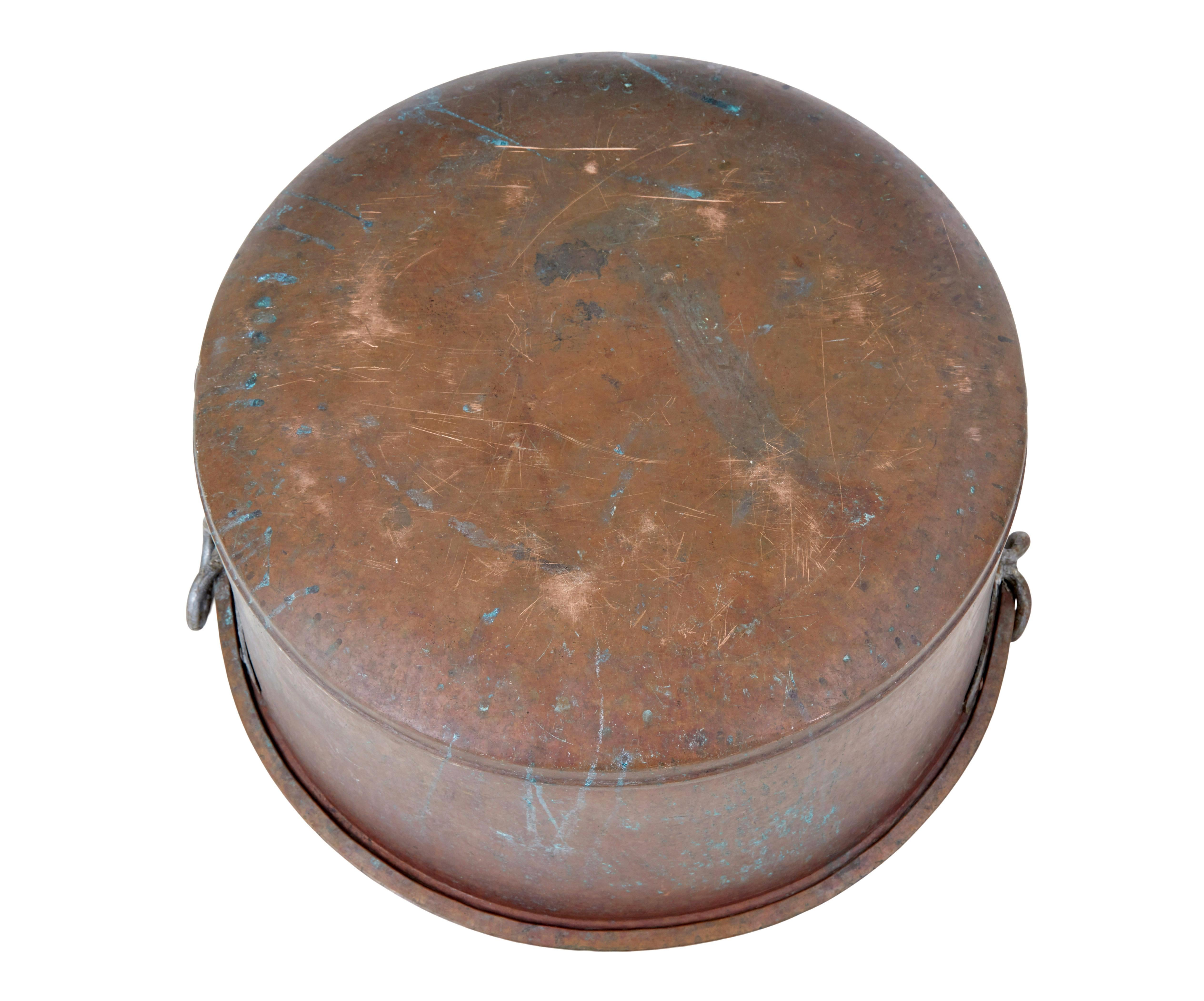 Victorian Late 19th century copper cooking vessel For Sale