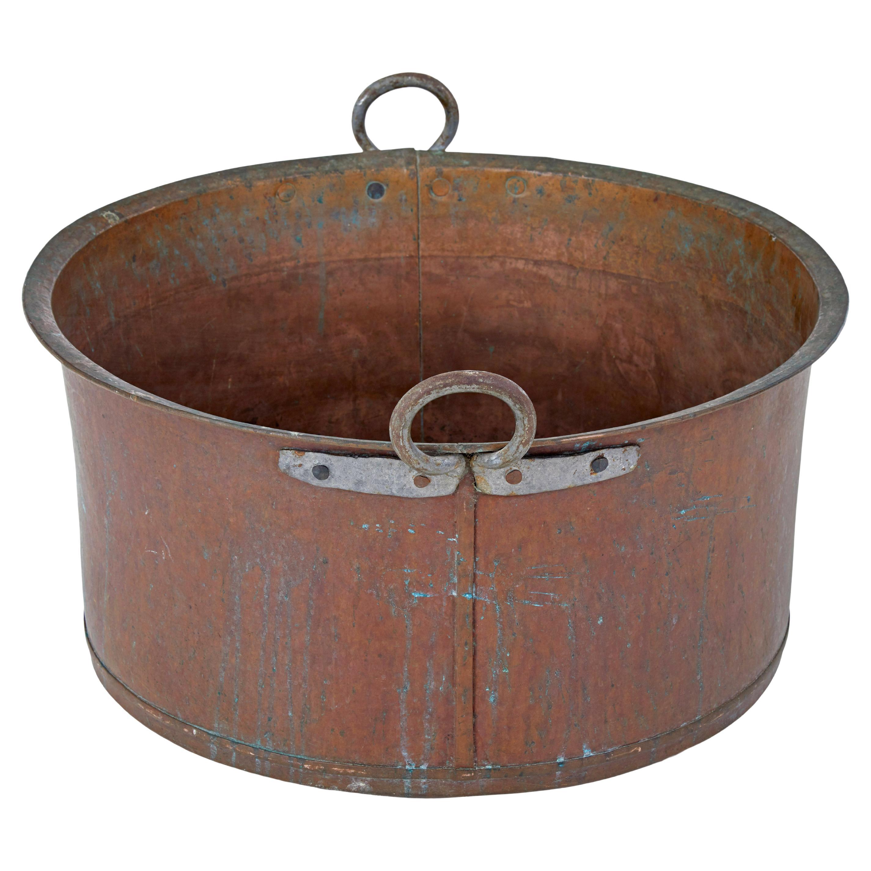 Late 19th century copper cooking vessel For Sale