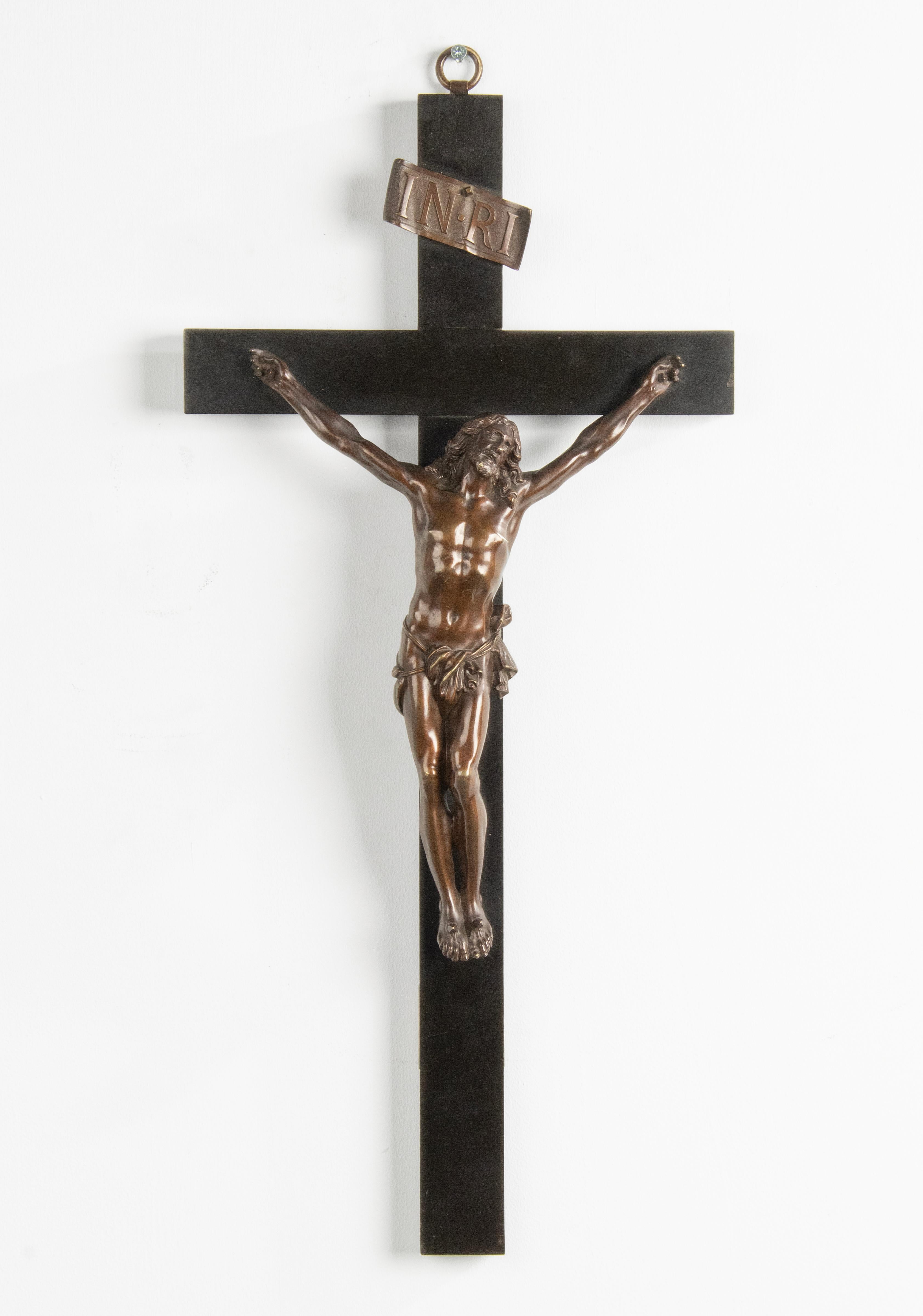 Corpus Christi Kruzifix Jesus Christus von Dèhir Frères aus dem späten 19. (Belle Époque) im Angebot