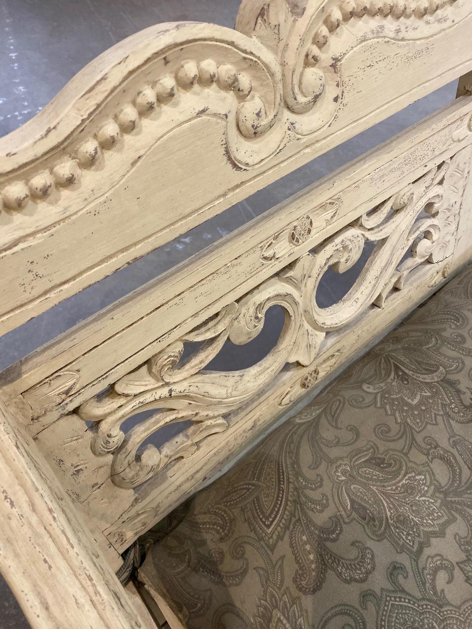 Late 19th Century Country French Bench In Good Condition In Dallas, TX