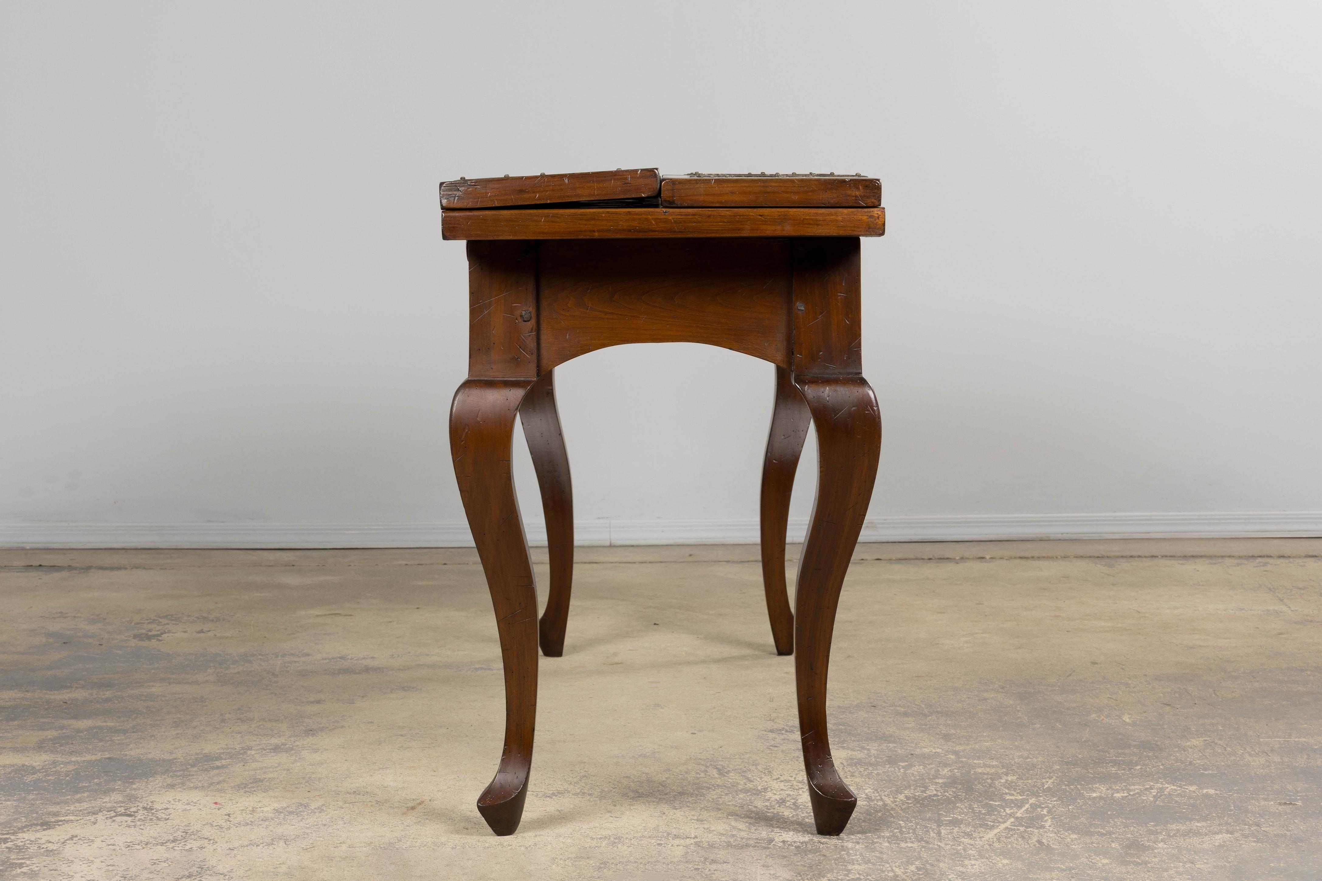 Late 19th Century Country French Provincial Maple Folding Farmhouse Dining Table For Sale 8