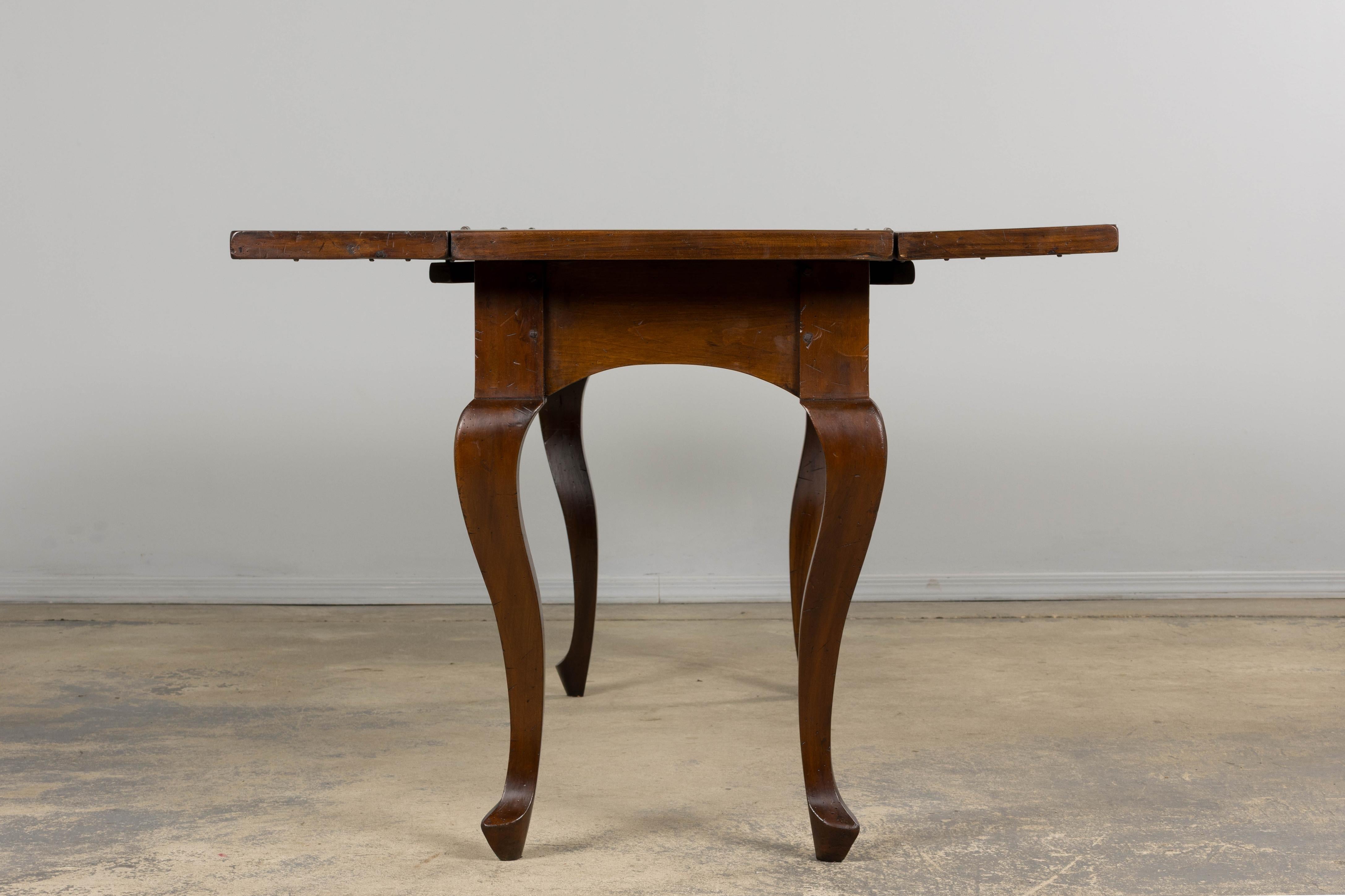 Late 19th Century Country French Provincial Maple Folding Farmhouse Dining Table For Sale 10