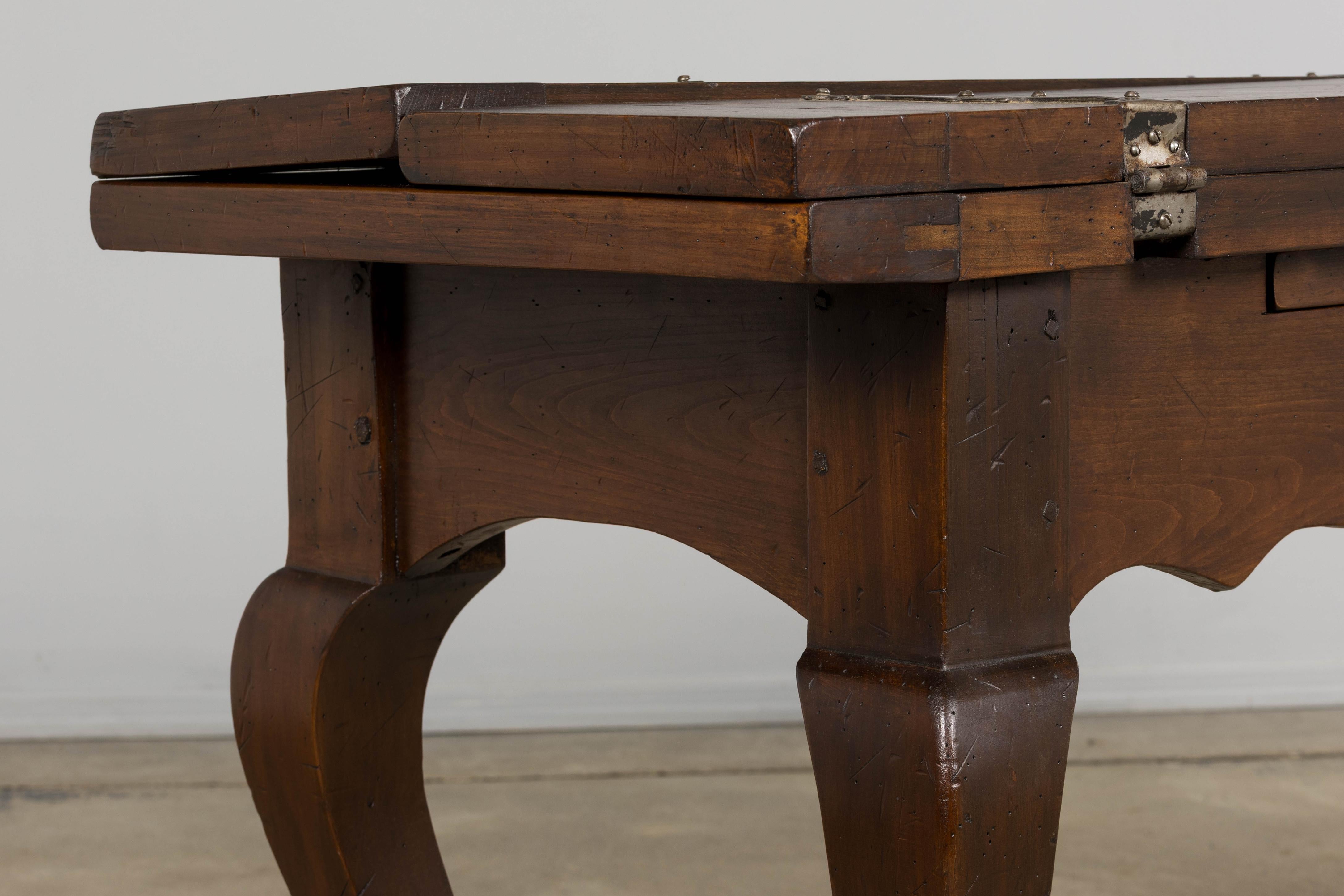 Late 19th Century Country French Provincial Maple Folding Farmhouse Dining Table For Sale 3