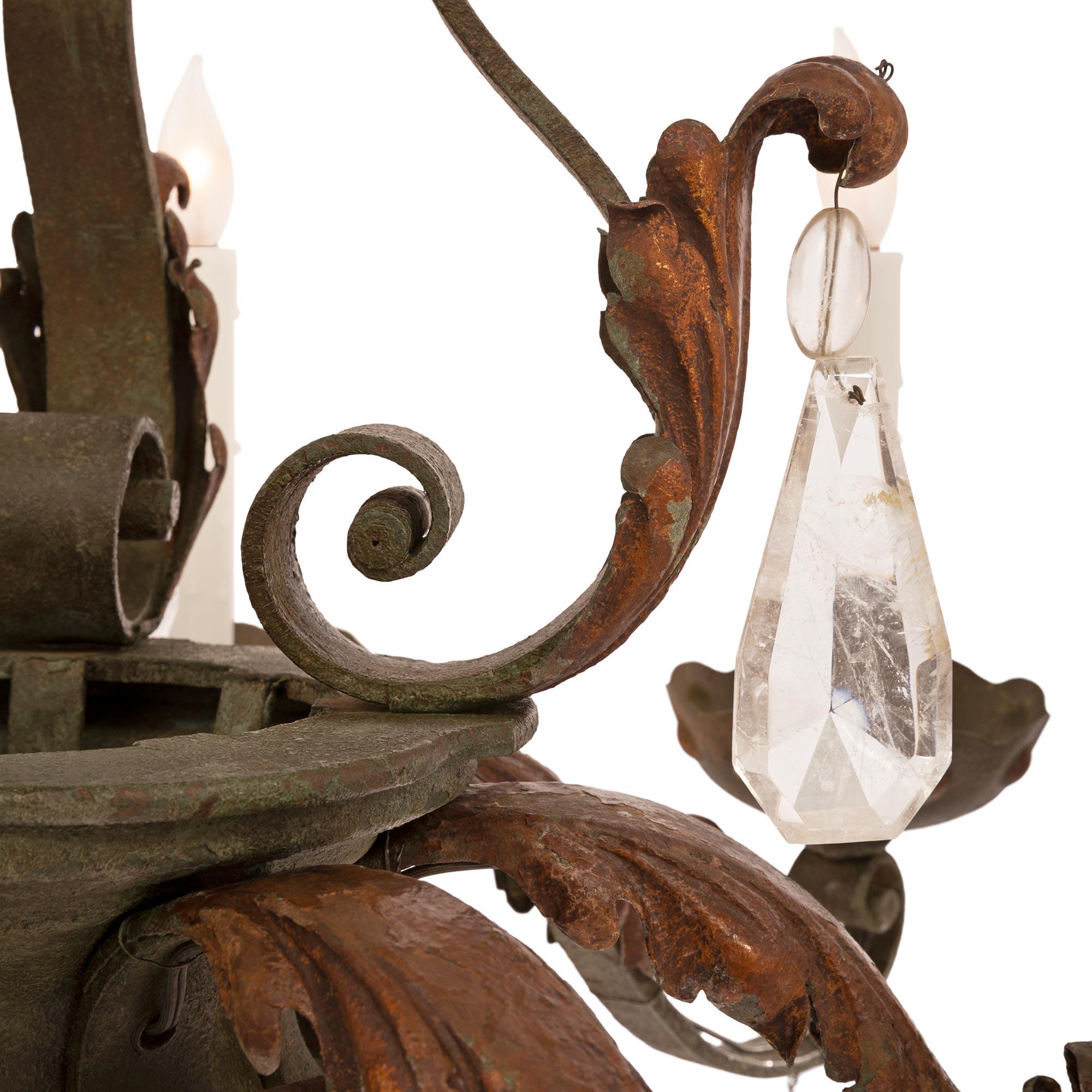 Louis XV Lustre de campagne français de la fin du XIXe siècle en fer forgé et cristal de roche en vente