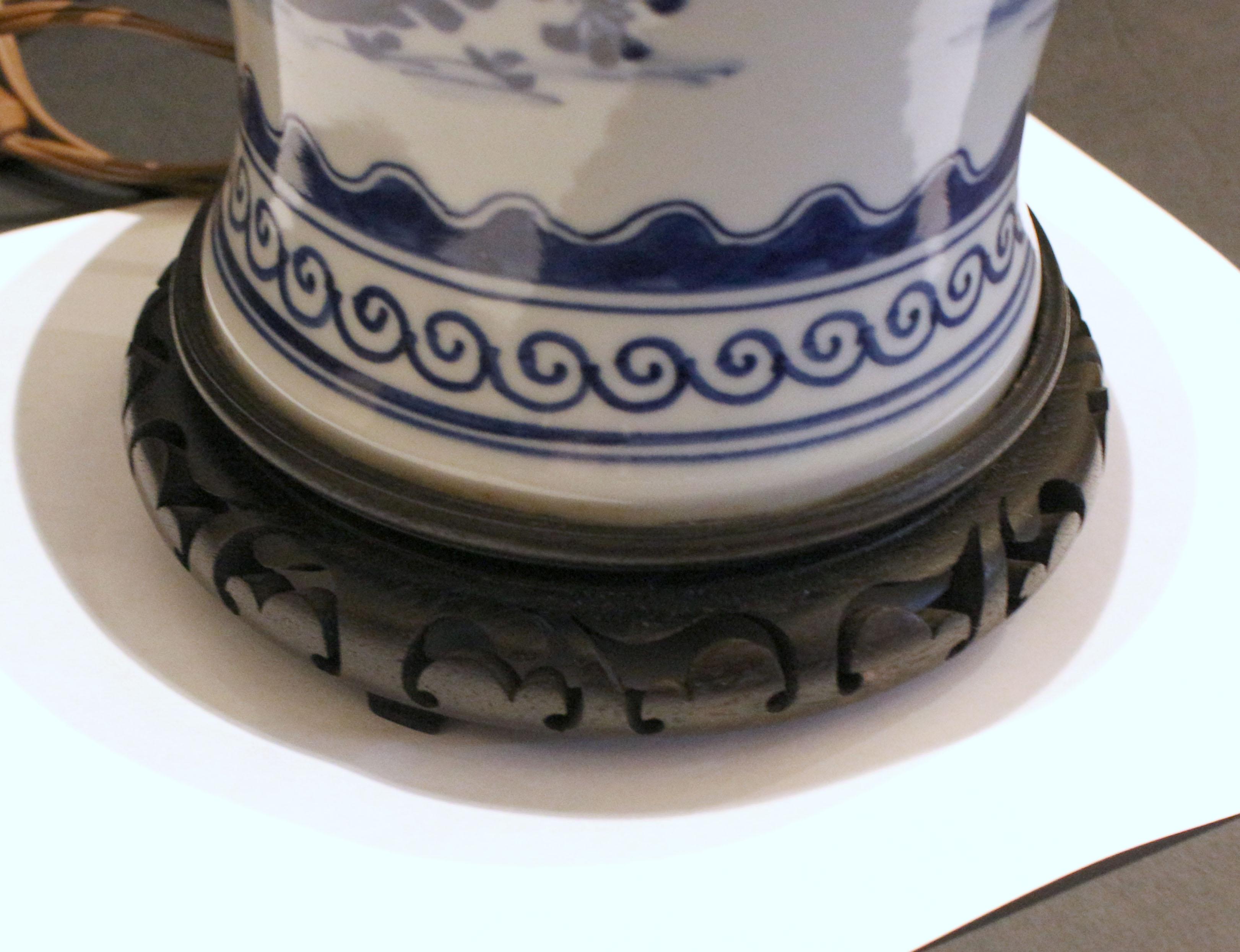Lampe à pot de gingembre couverte de la fin du 19e siècle, chinoise Bon état - En vente à Chapel Hill, NC