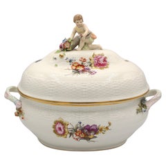 Late 19th Century Covered Porcelain Tureen by KPM