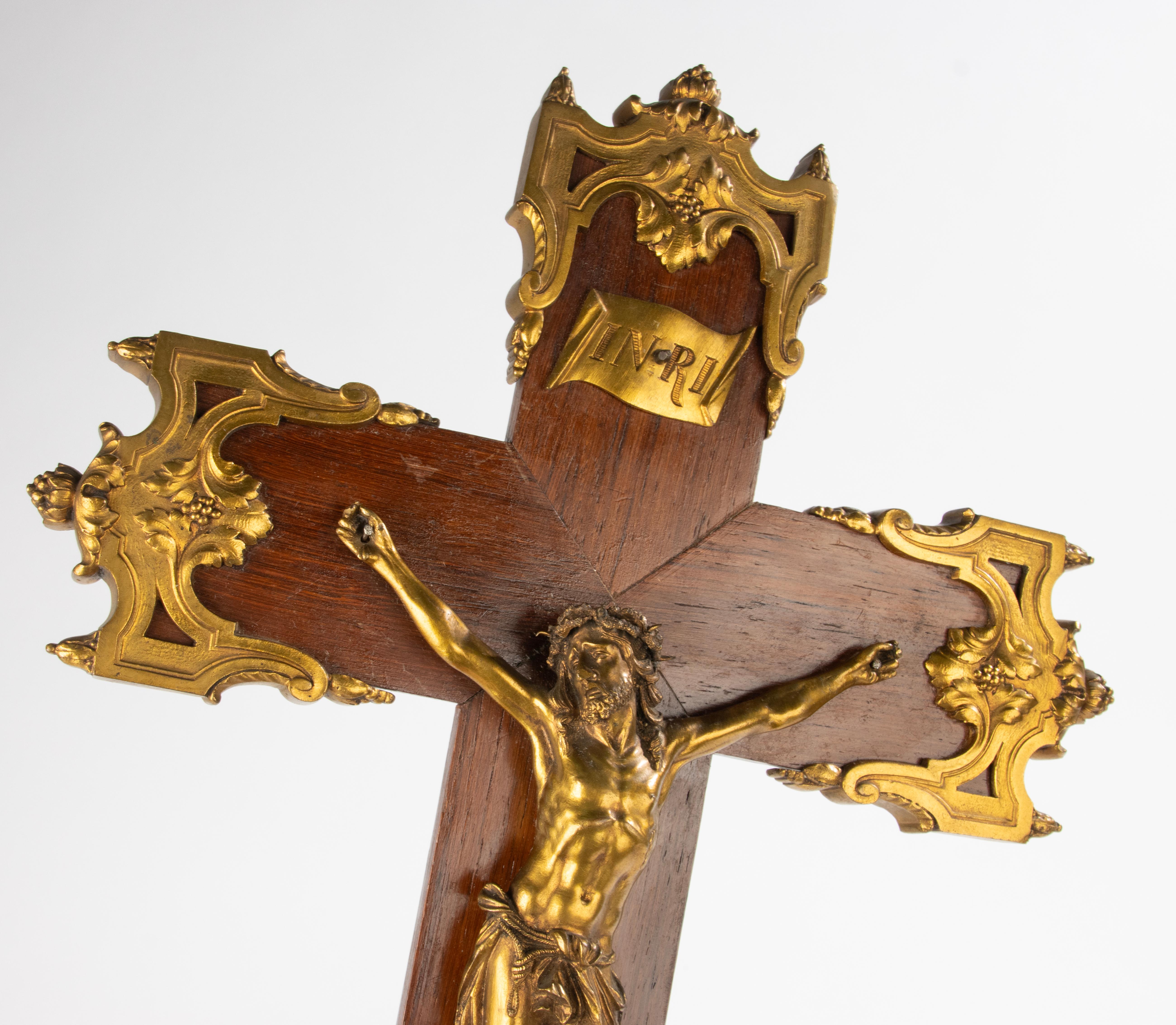Late 19th Century Crucifix - Corpus Christi - Ormolu Gilt Bronze - Wooden Cross 4