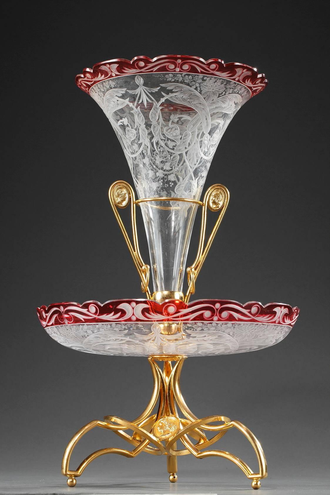 Late 19th Century Crystal and Gilt Bronze Centrepiece In Good Condition For Sale In Paris, FR