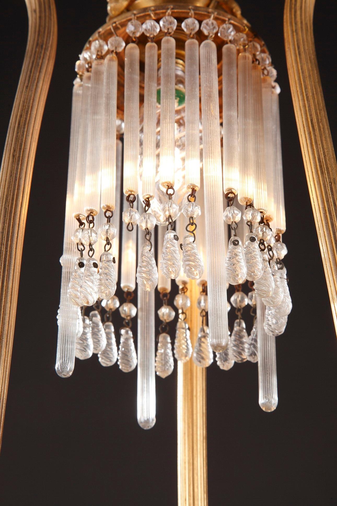 Late 19th Century Crystal Basket-Shaped Chandelier 8