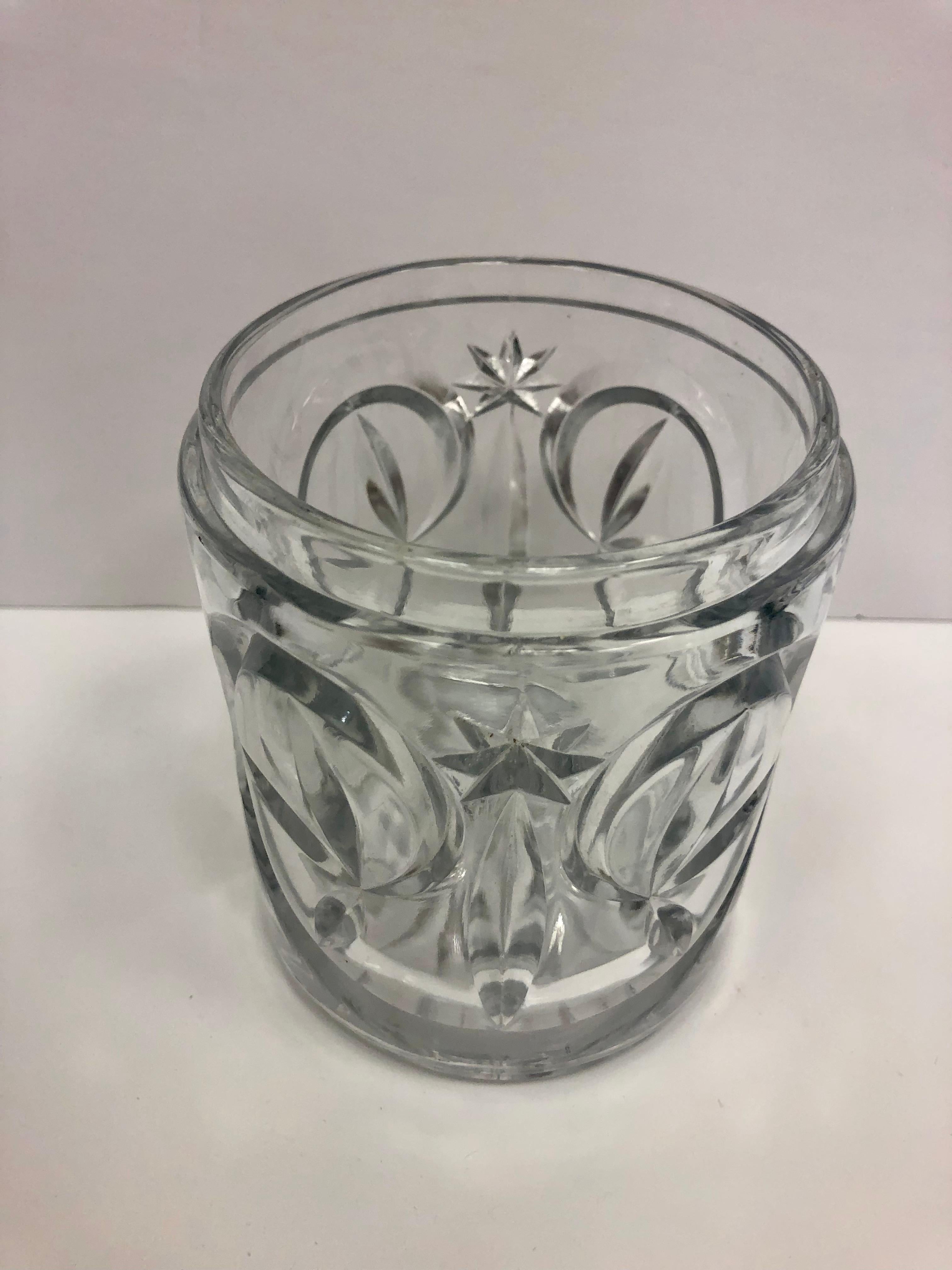 American Late 19th Century Crystal Biscuit Jar with a Decorative Silver Top For Sale