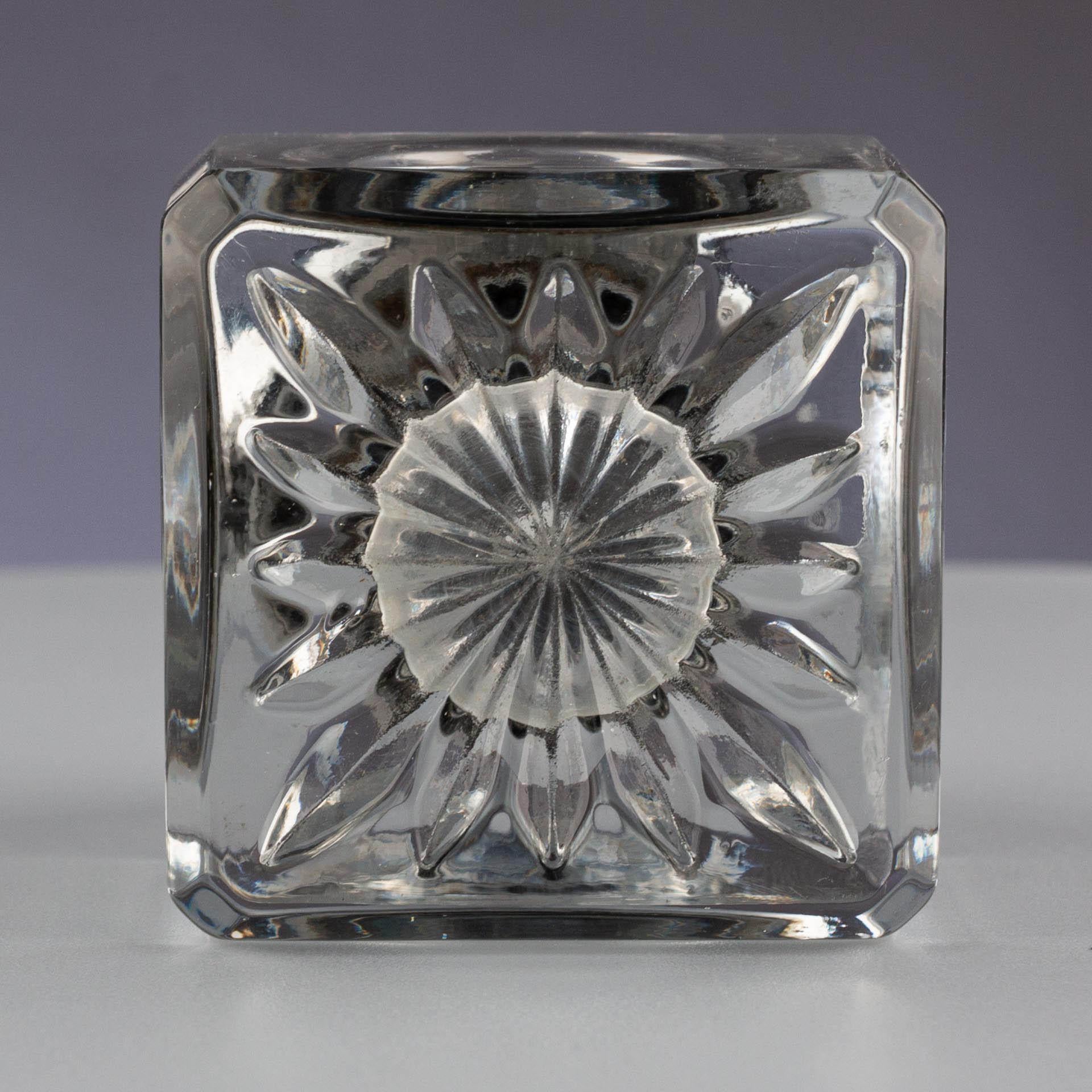 Late 19th Century Cut Crystal Inkwell with Silver-Plated Screw Cap For Sale 5