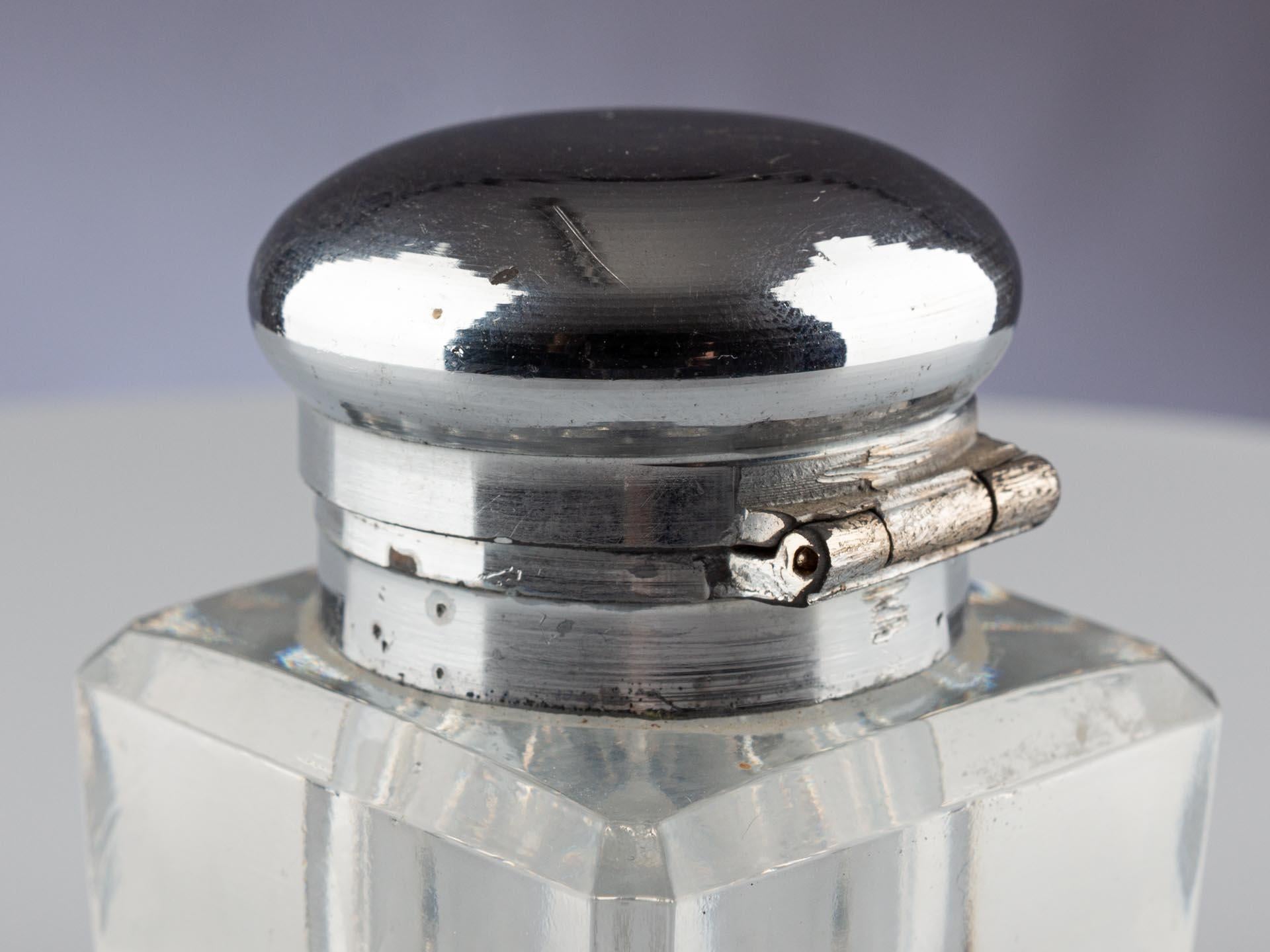Late 19th Century Cut Crystal Inkwell with Silver-Plated Screw Cap For Sale 8
