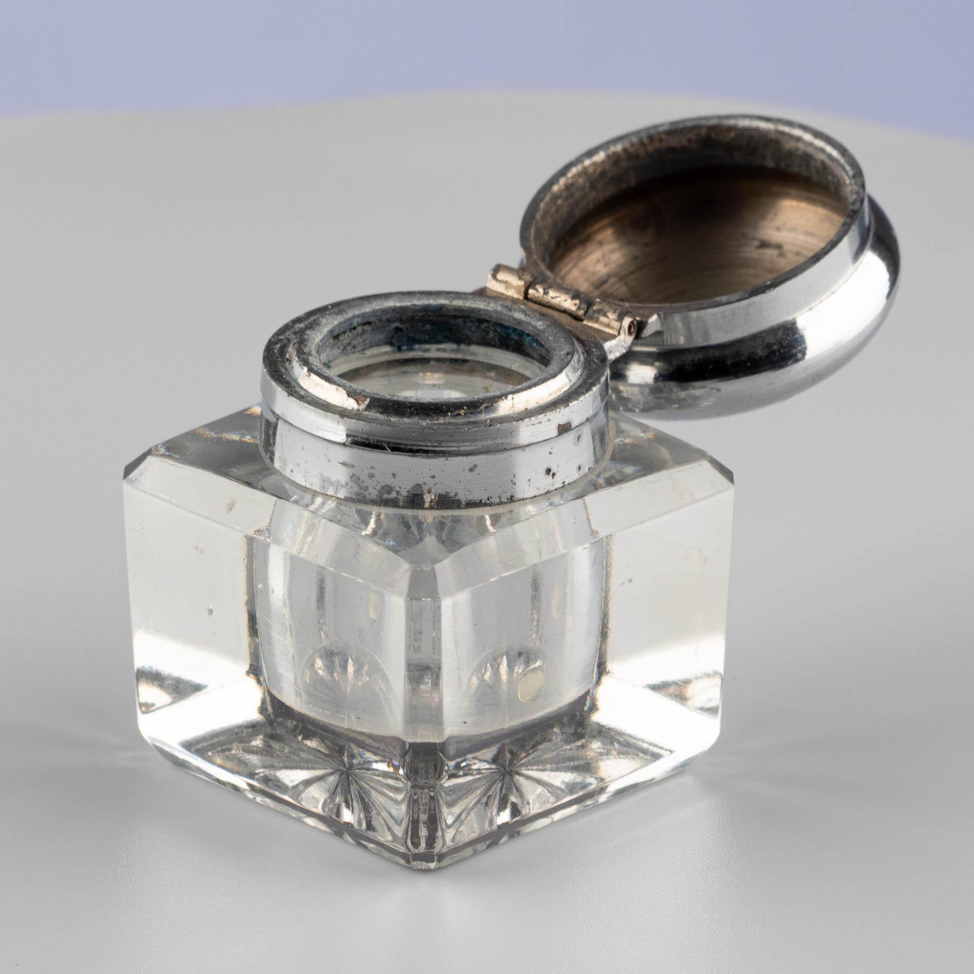 Late 19th Century Cut Crystal Inkwell with Silver-Plated Screw Cap For Sale 1
