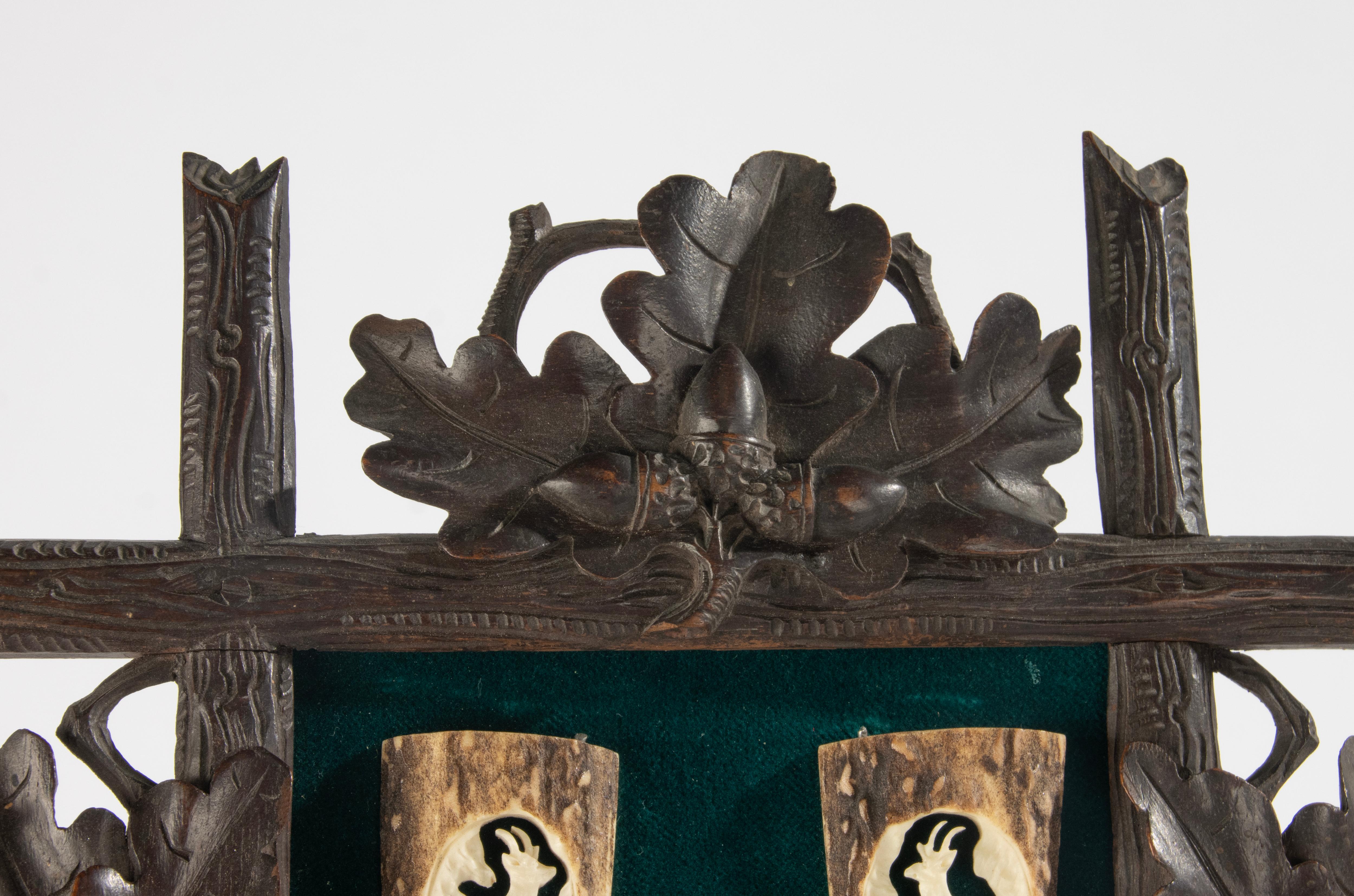 Piantana decorativa della fine del XIX secolo - Black Forest in vendita 5