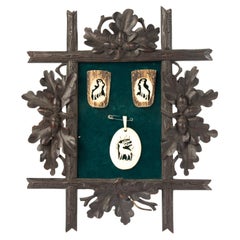 Late 19th Century Decorative Stand - Black Forest