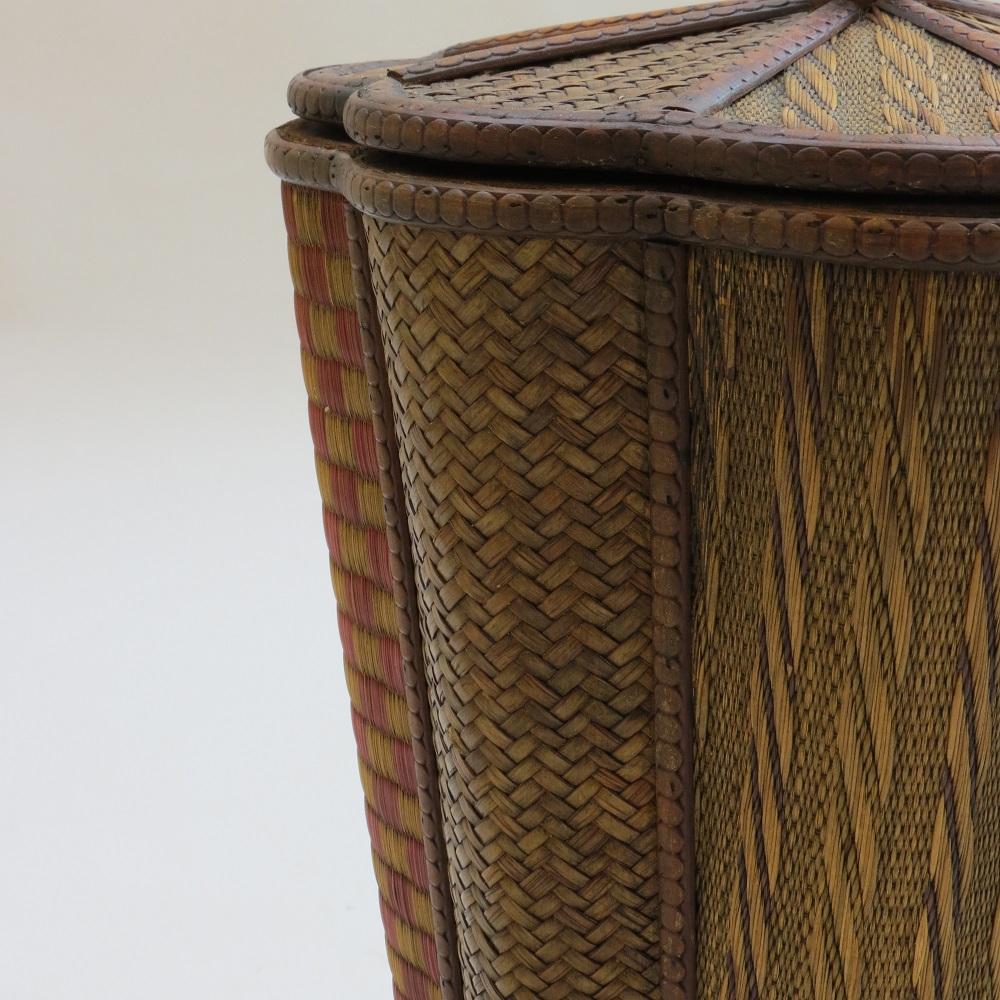 Late 19th Century Decorative Straw Work Lidded Basket Bin 4