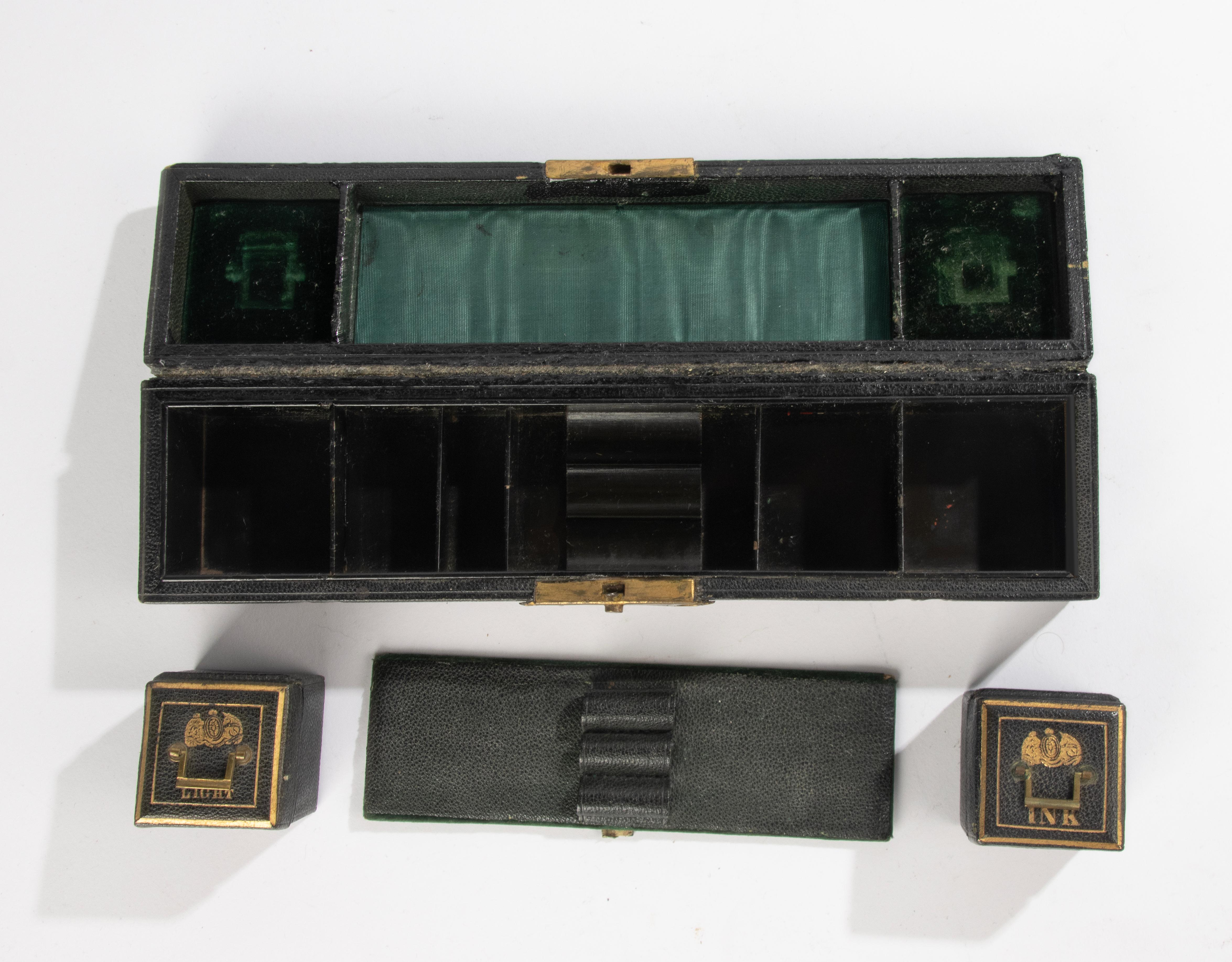 Late 19th Century Desk Box -  Bayley's England For Sale 8