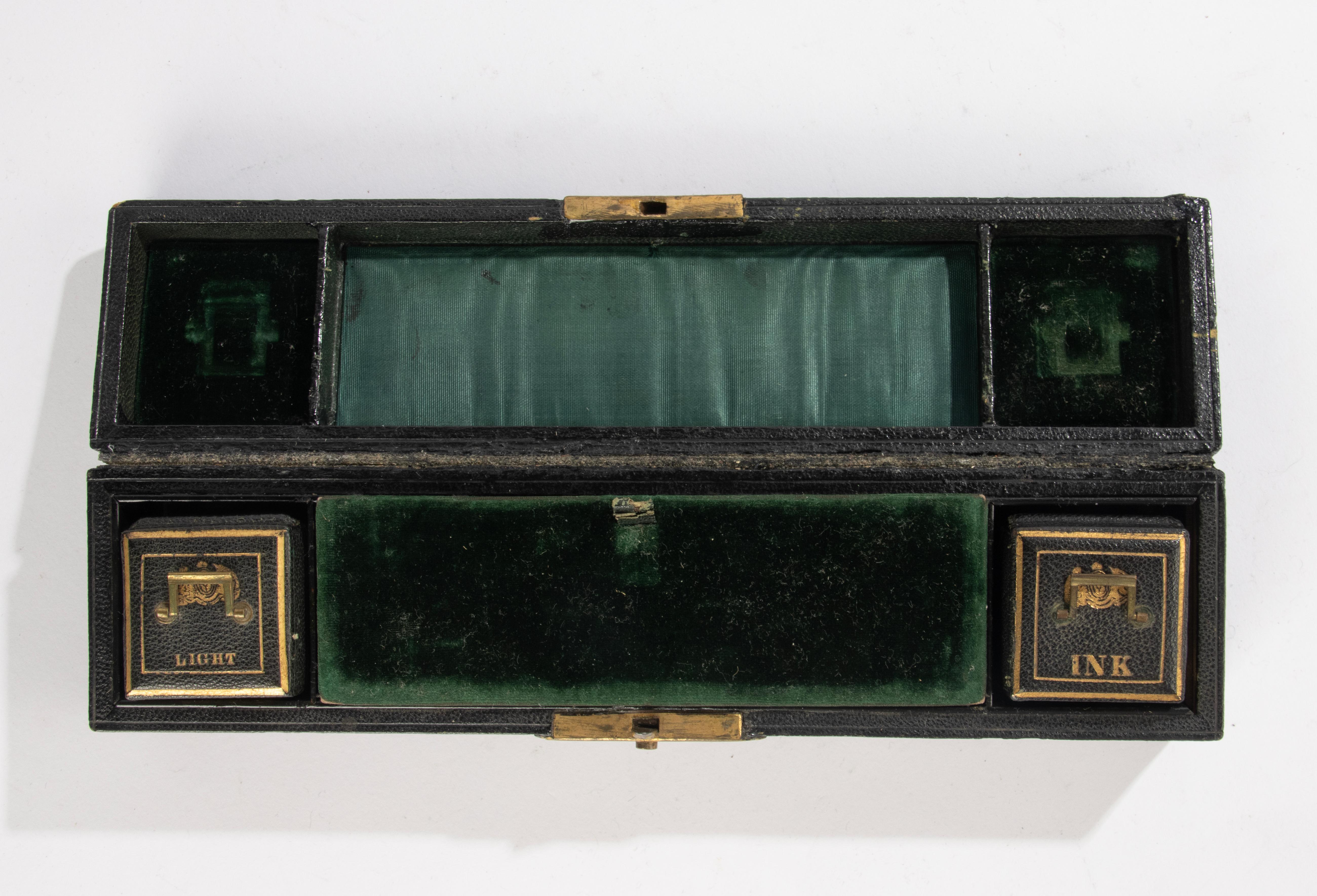 Copper Late 19th Century Desk Box -  Bayley's England For Sale